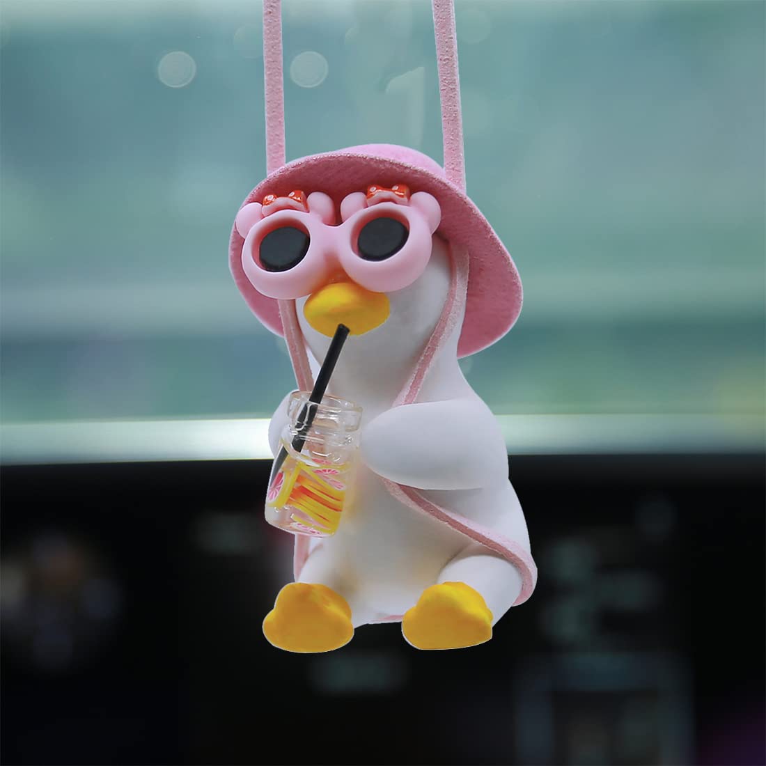 Cool Swinging Duck Car Hanging Ornament, Pendant Interior Rearview Mirror Decoration And Car Rear View Mirrior Hanging Accessori