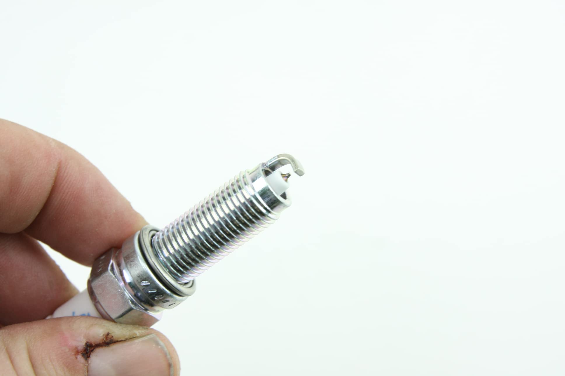 NGK Laser Iridium Spark Plug ILZKR7B-11S - 4 Pack for Honda CR-V EX 2010-2014 2.4L/2354cc