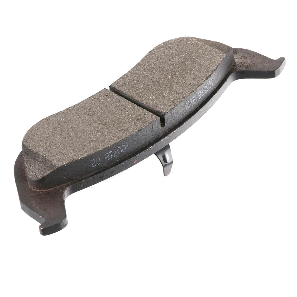 Cciyu D932 Rear Semi-Metallic Disc Brake Pads Kit For Ford For Crown Victoria 03-11, For Ford For Ranger 10-11,For Lincoln Town