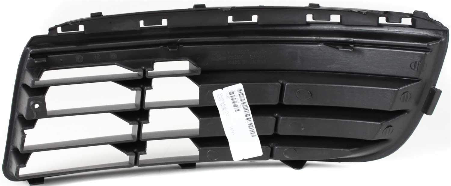 Evan Fischer Fog Light Cover Compatible With 2005-2010 Volkswagen Jetta Front Passenger Side Vw1036107