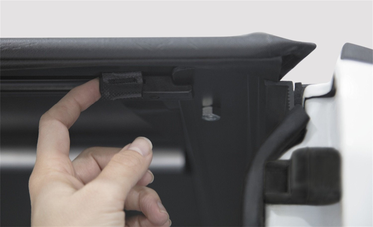 Access 32289 Literider Roll-Up Tonneau Cover
