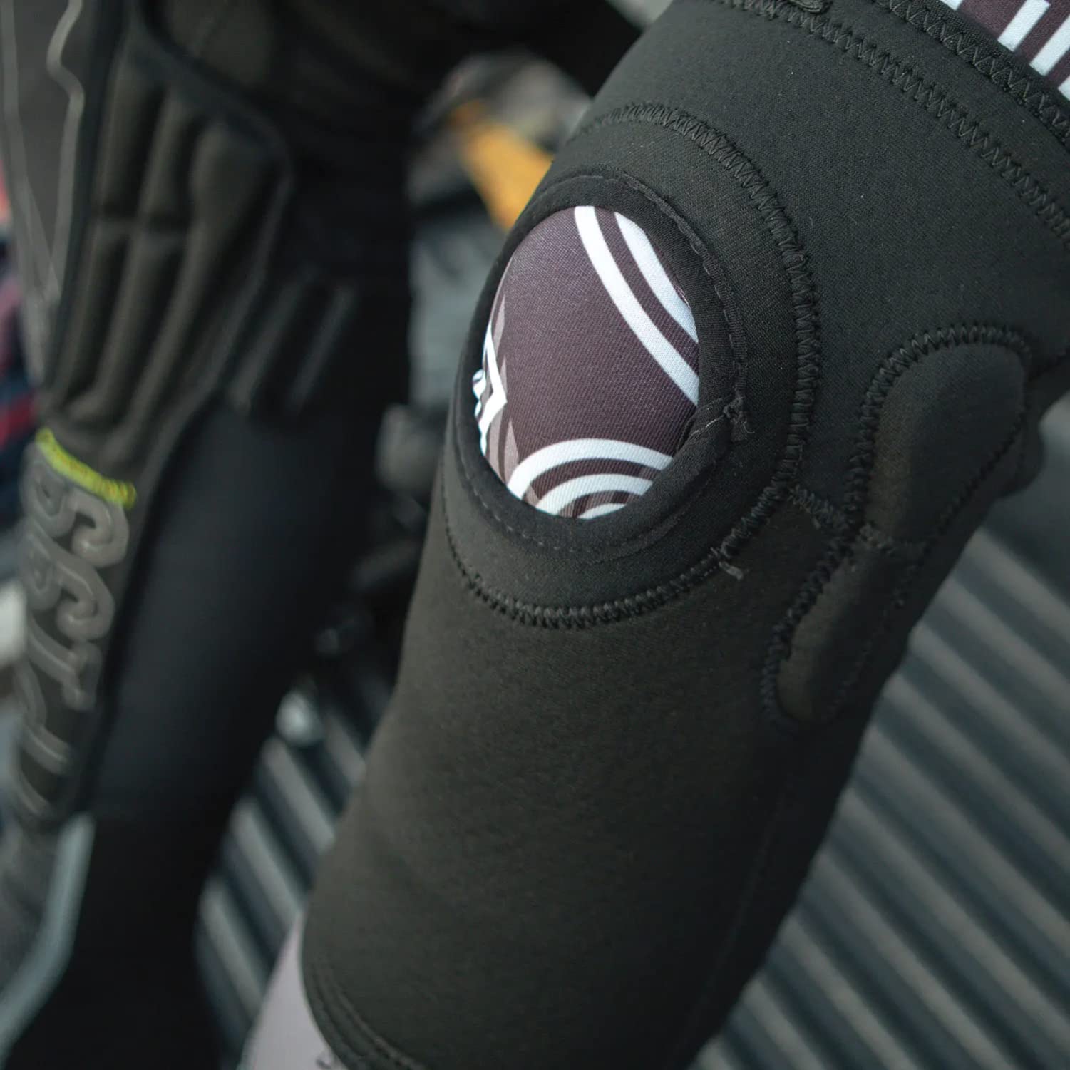 EVS SPORTS TP199 Knee/Shin Guard - Lightweight, Impact-Resistant, Large/X-Large, Black/Hi-viz Yellow, Polymer Material