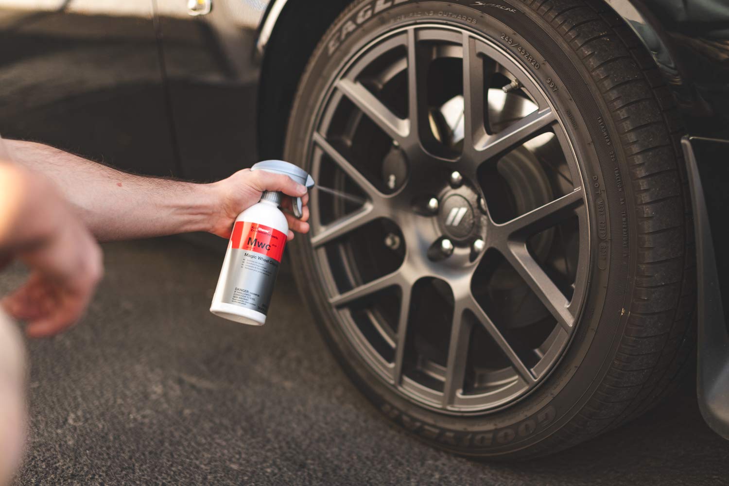KOCHCHEMIE Magic Wheel Cleaner - Acid-Free Rim Cleaner, Dissolves Iron Particles, 500ml