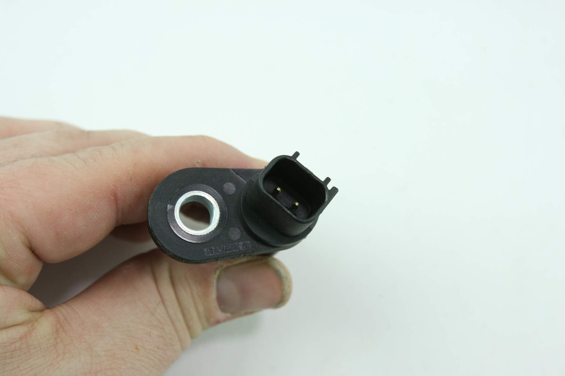 Ford Genuine OEM Motorcraft Camshaft Position Sensor - Model DU70, High-Quality Replacement Part