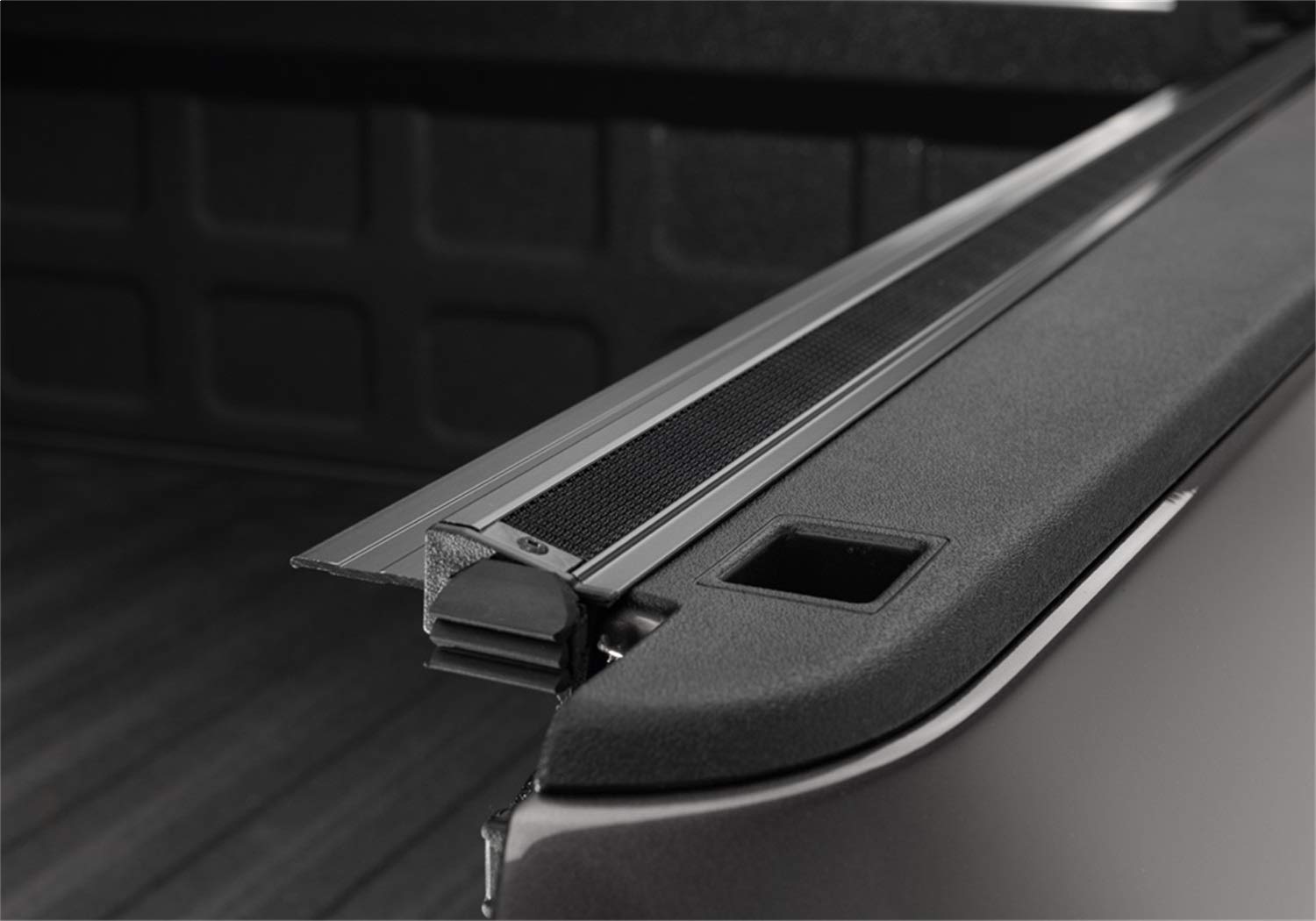 Realtruck Truxedo Sentry Ct Hard Rolling Truck Bed Tonneau Cover | 1548916 | Fits 2009 - 2018, 2019 - 2020 Classic Dodge Ram 150