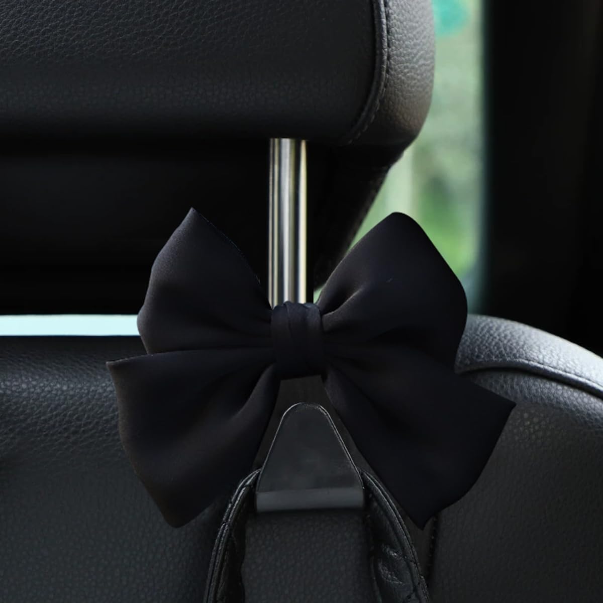 Mandark 2Pcs Car Seat Headrest Hooks, Cute Bow Vehicle Hooks For Purses And Bags, Automotive Purse Hook Hanger Interior Decorati
