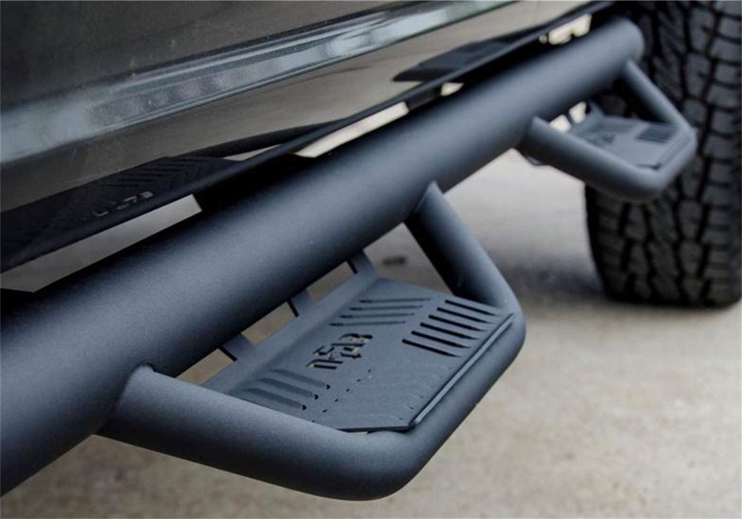 N-Fab Podium Lg Steps For Toyota Tundra | Cab Length, Stainless Steel, Textured Black | Hpt2282Cc-Tx | Fits 2022-2024 Toyota Tun