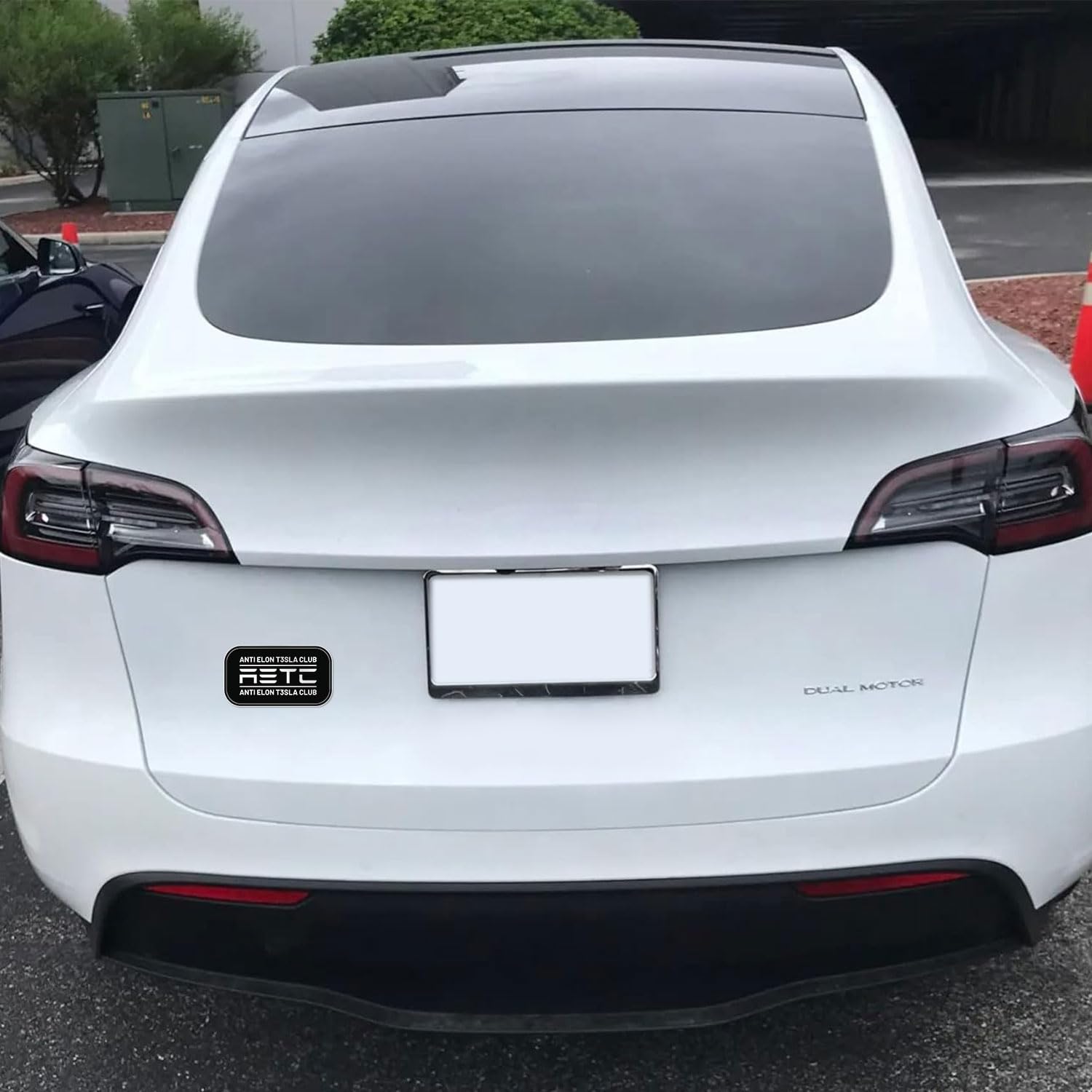 Anti Elon Club Sticker - Waterproof Vinyl Decal For Car Bumper, Laptop, Water Bottle, Bookcase, Wall, And Window, Size - 6'' Lon
