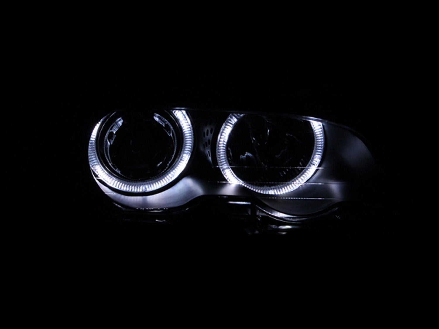 Anzo Usa 121269 Bmw Projector With Halo Black Clear With Amber Headlight Assembly - (Sold In Pairs)
