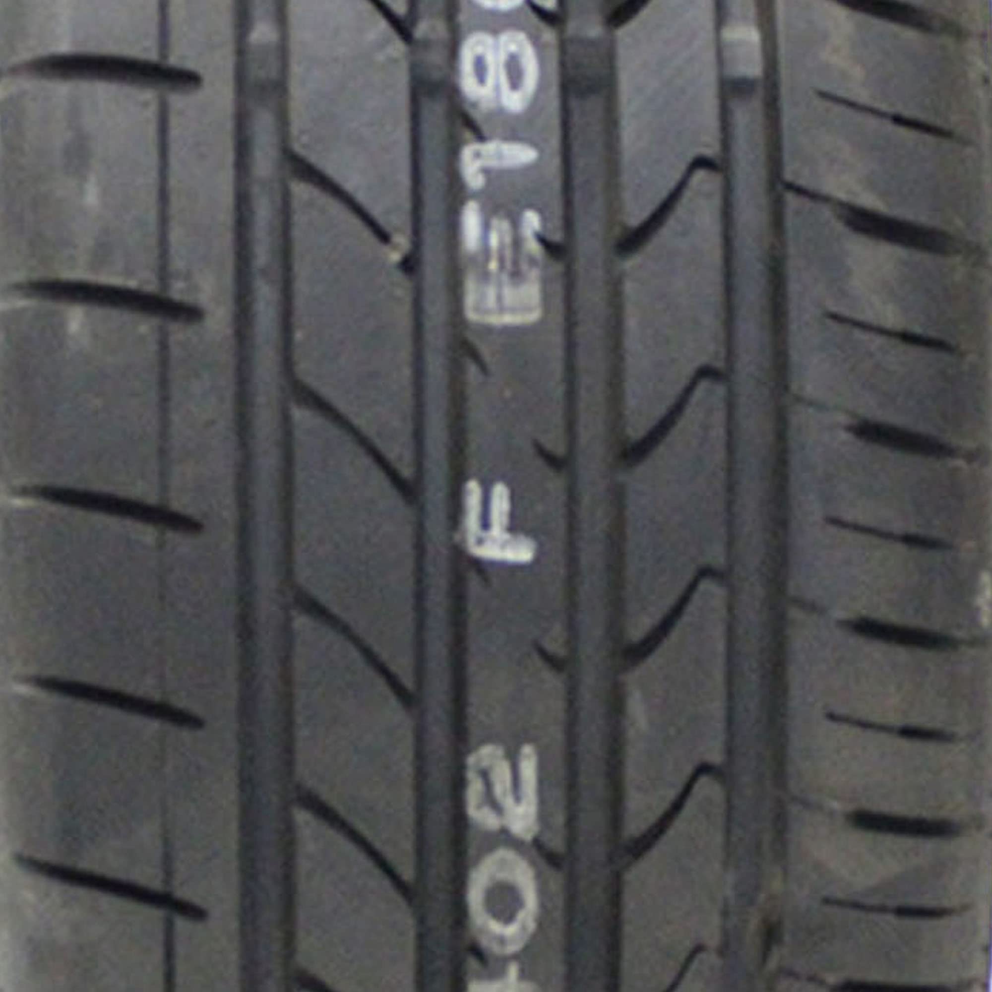 Atturo AZ850 UHP 235/40R20 96Y XL Light Truck Tire