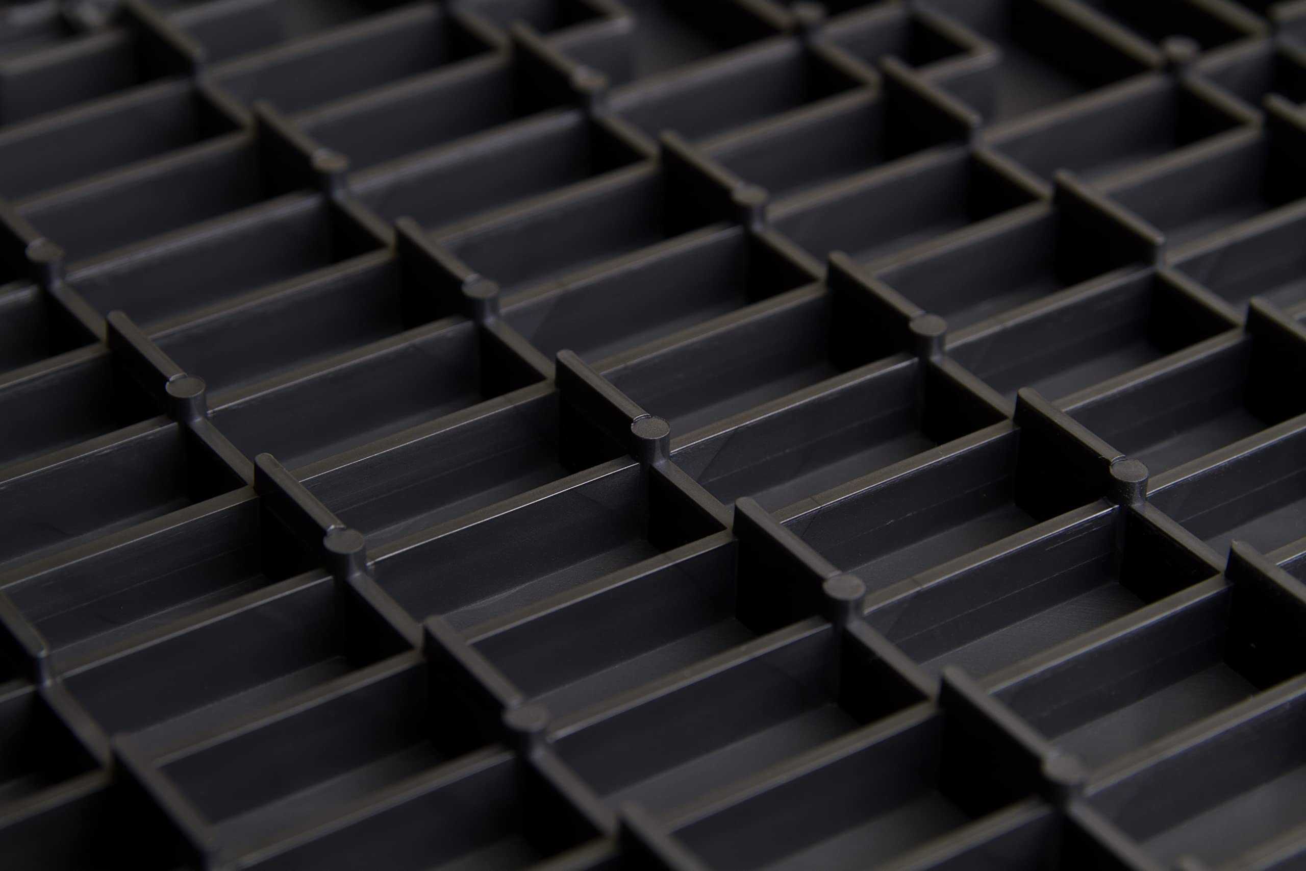 Big Floors Garagetrac Diamond, Interlocking Non-Slip Garage Flooring Tile, Durable, Modular, Heavy-Duty Copolymer, Easy Install