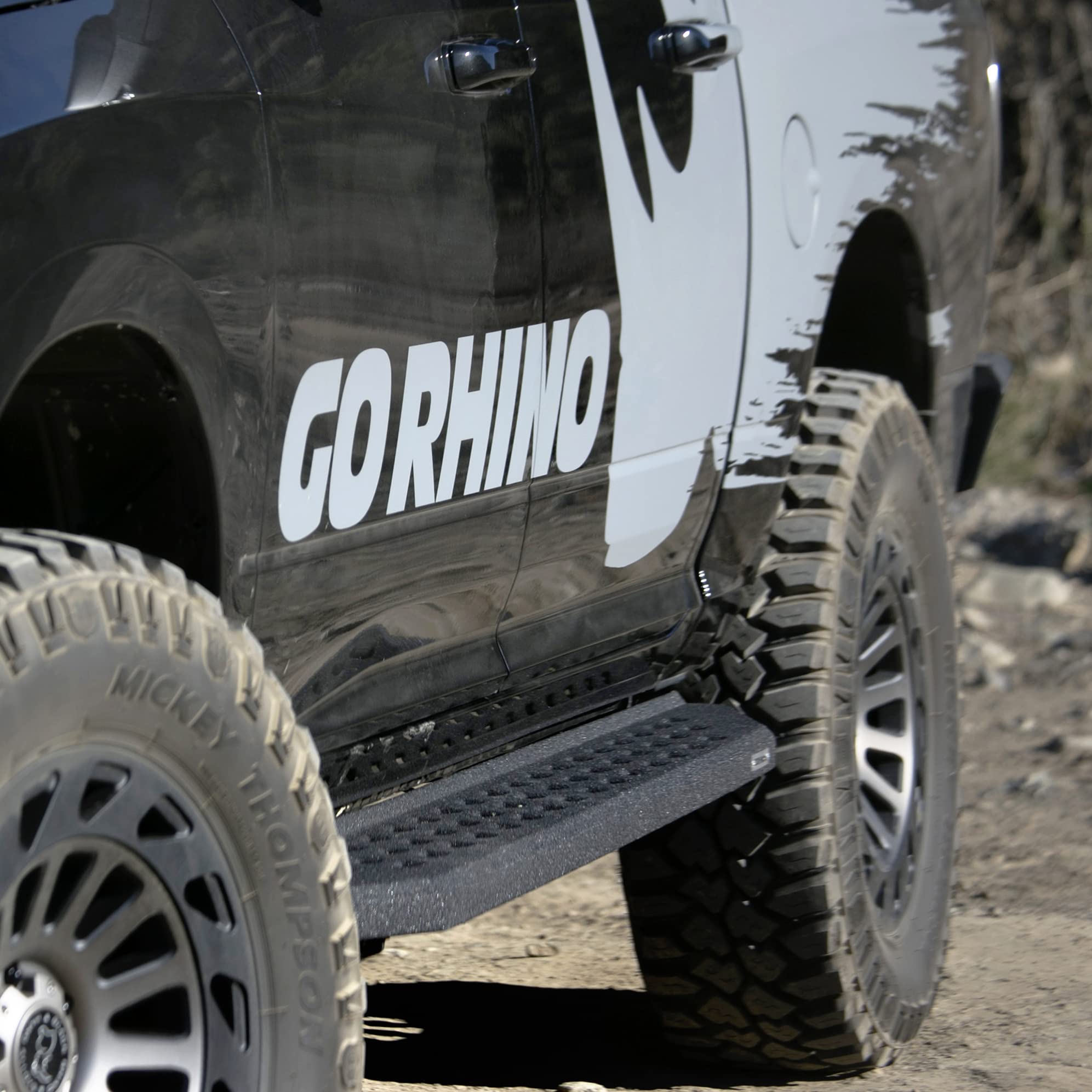 Go Rhino 69441687T Rb20 Running Boards With Mounting Brackets Kit - Crew Max Only For Toyota 07-21 Tundra (Crew Cab Pickup)