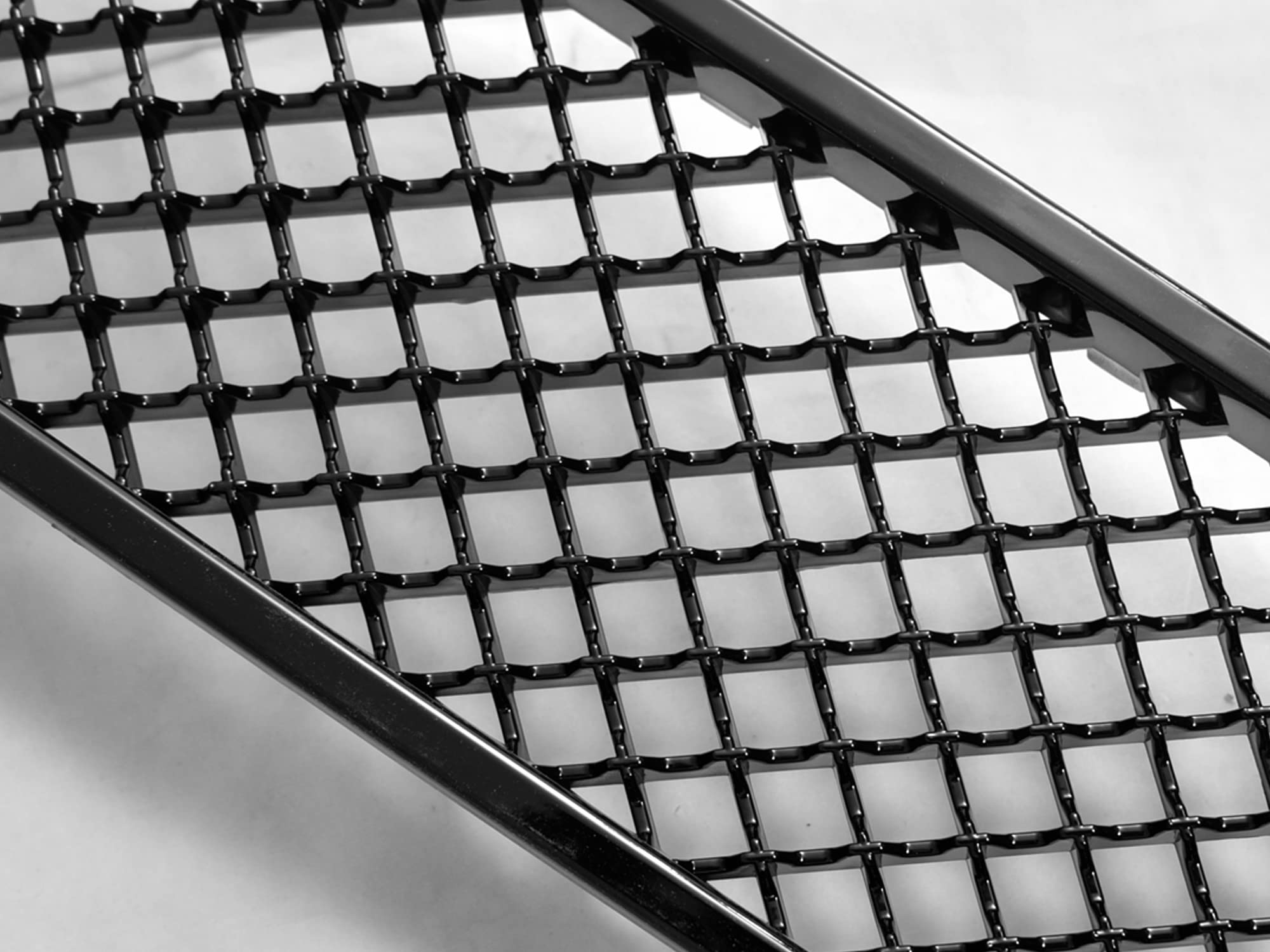 Armordillo 2007-2014 Chevy Tahoe Mesh Grille Gloss Black