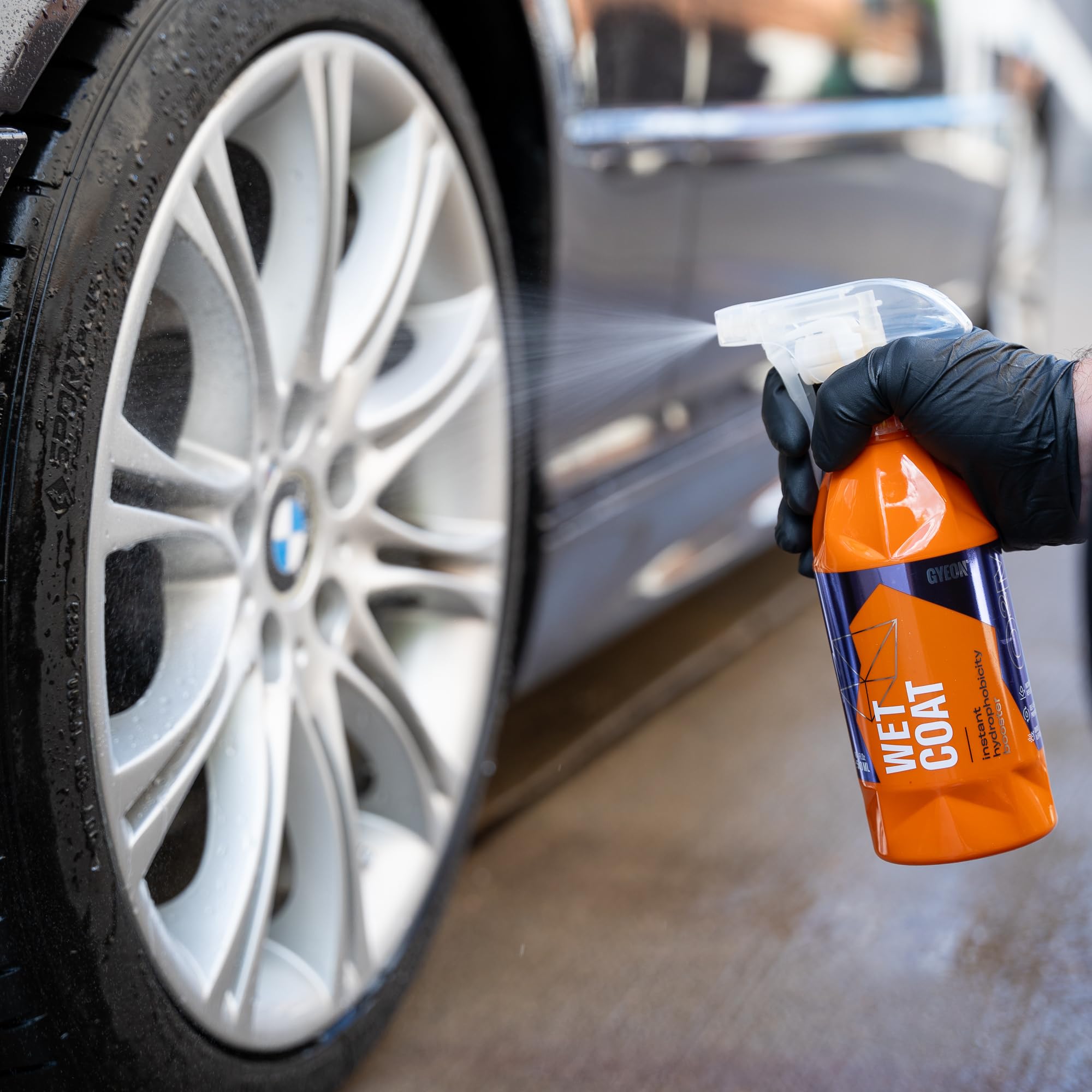 Gyeon Wet Coat 500Ml - Hydrophobic Ceramic Spray Coating For Cars - High Gloss Solutions For Your Car Paint Wheels And Glass - Spray On Rinse Off Easy Diy Use Formula