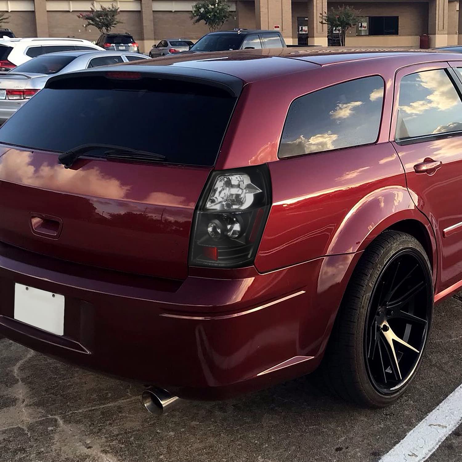 SPEC-D TUNING Black Tail Lights for 2005-2008 Dodge Magnum, Left + Right Pair, Clear Lens, Model LT-MAG05JM-TM