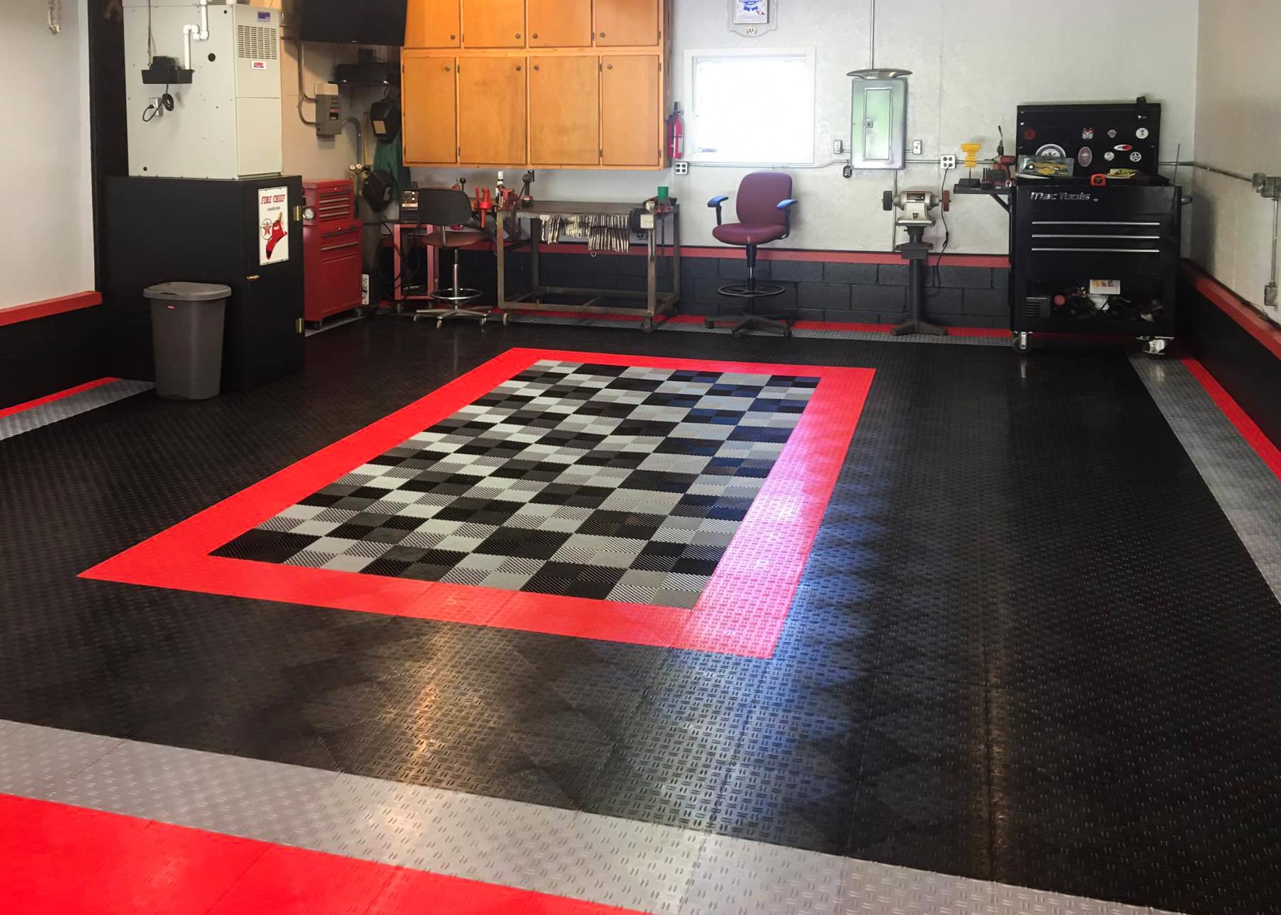 Big Floors Garagetrac Diamond, Interlocking Non-Slip Garage Flooring Tile, Durable, Modular, Heavy-Duty Copolymer, Easy Install
