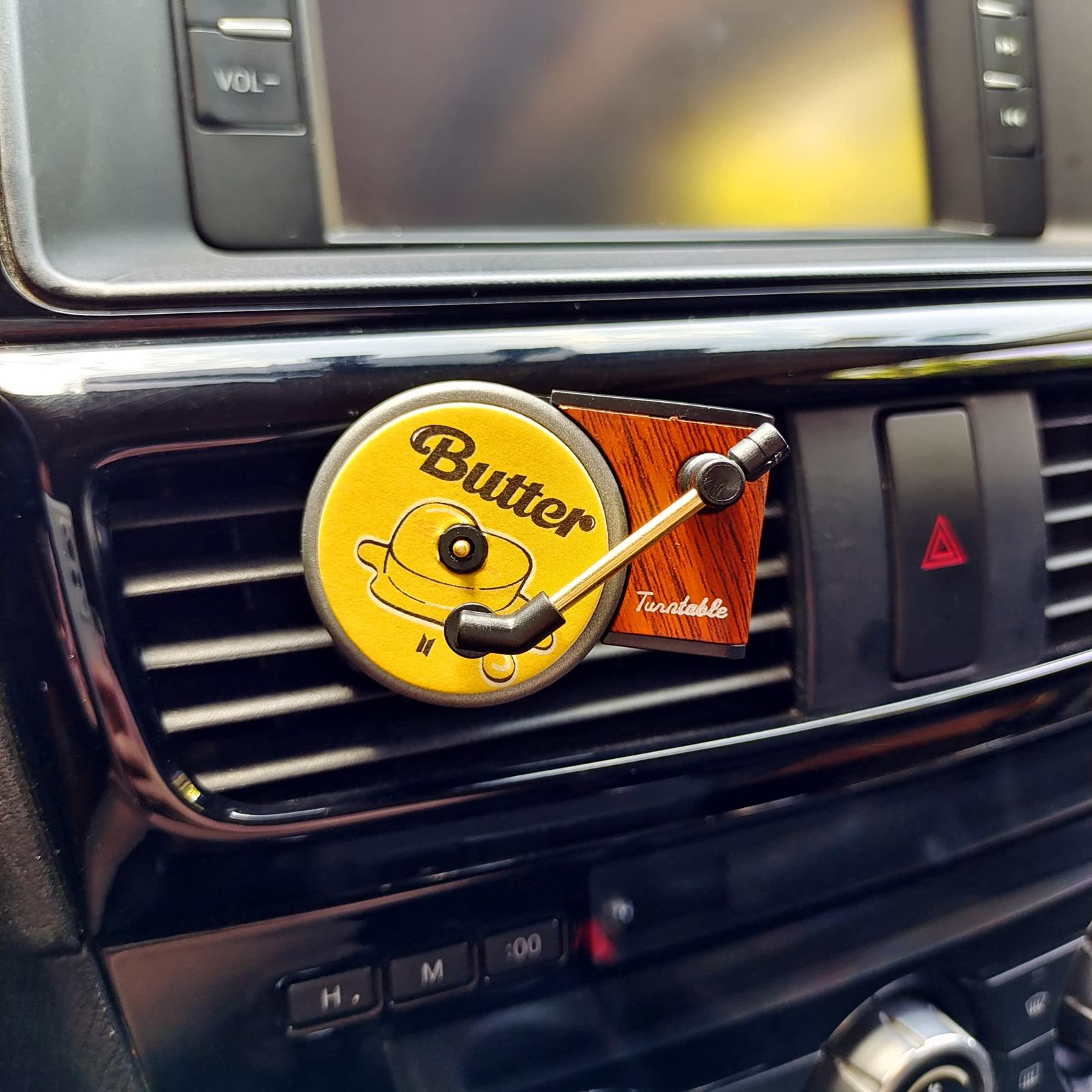 Jvhgubay Record Player Air Freshener Car Vent Clip Fragrance Diffuser Car Retro Air Freshener Clip Vent Outlet Car Inter Decor A