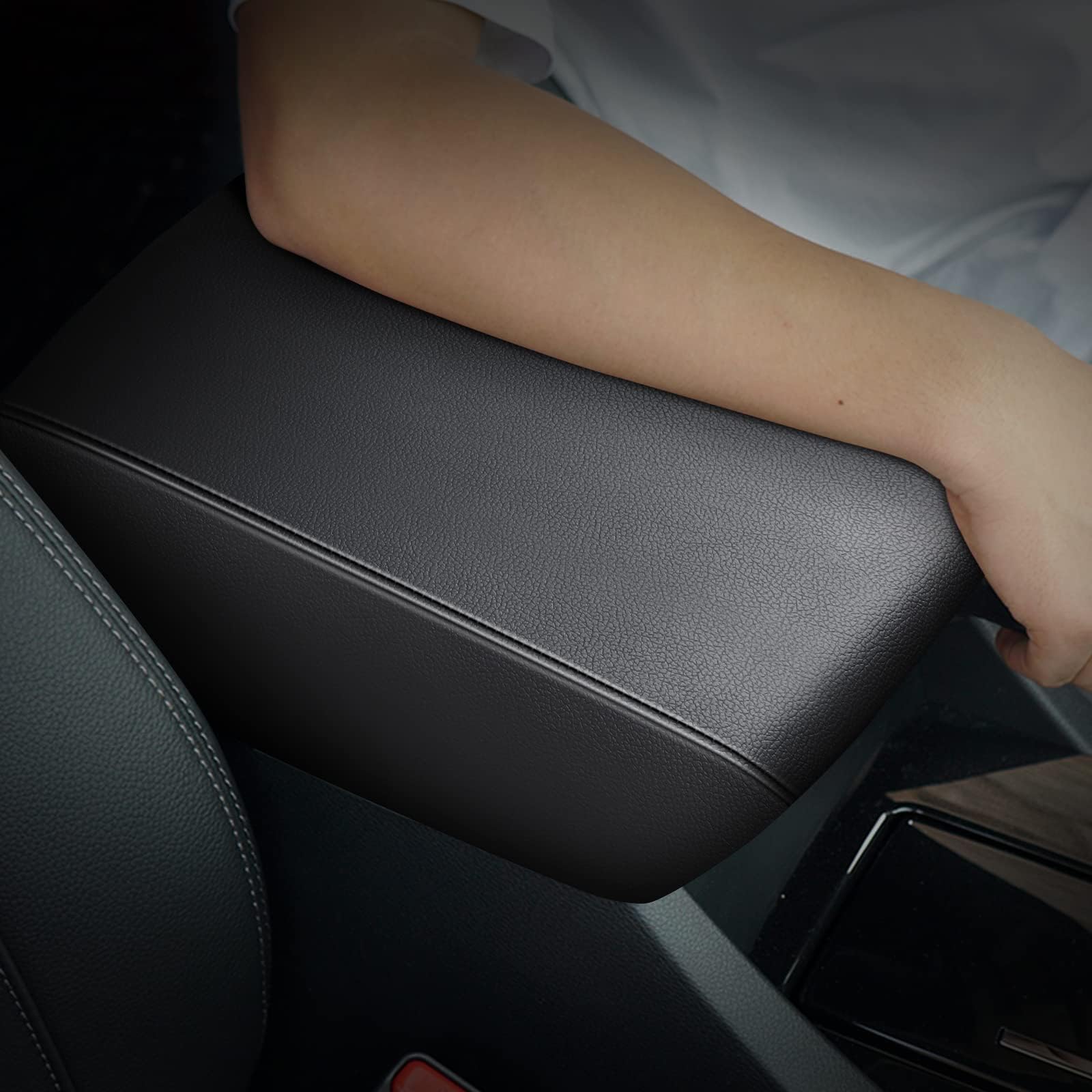 AOMSAZTO Armrest Console Cover for Nissan Altima 2019-2025, Black Leather, Model BLKF40