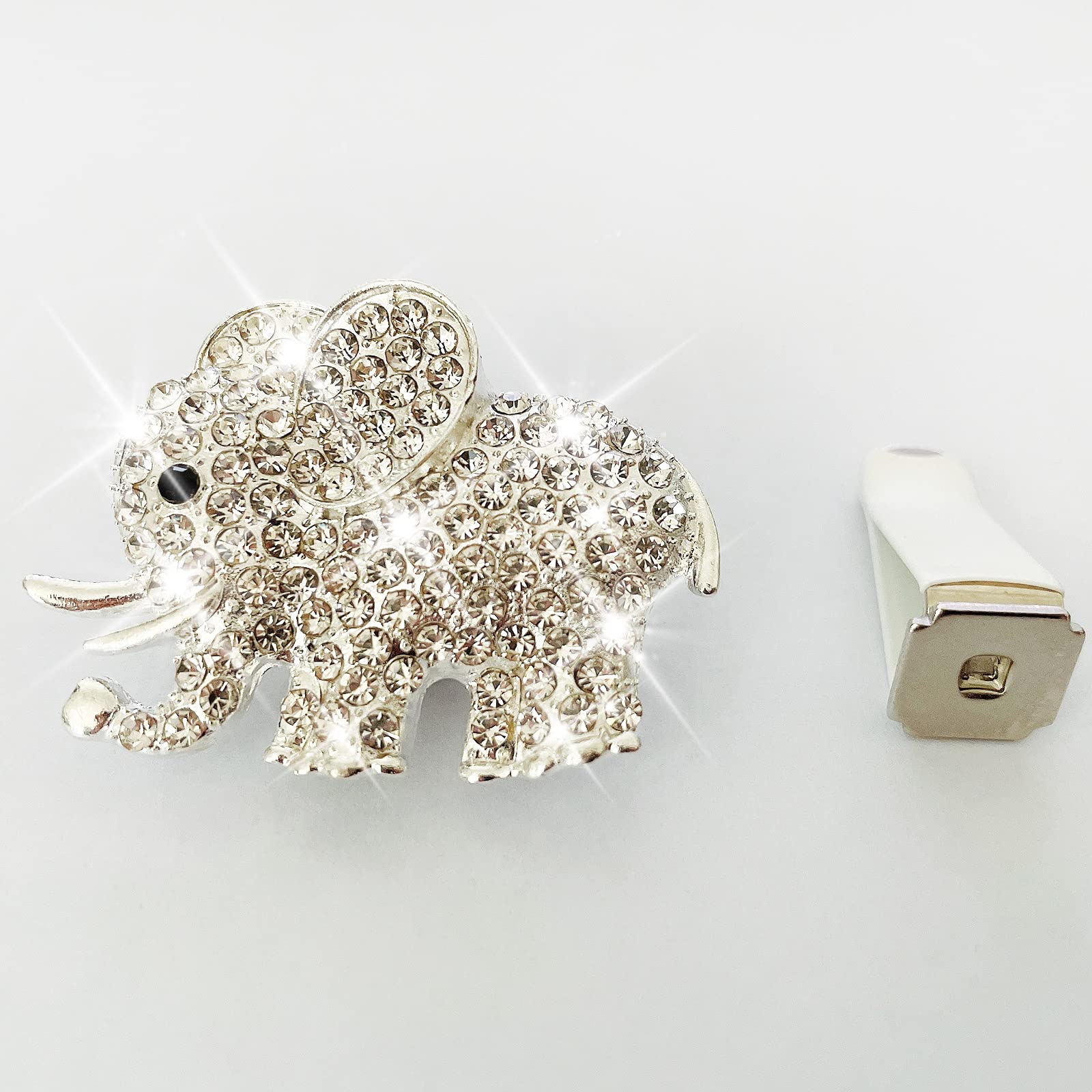 Aeeix Auto Diamond Elephant Air Conditioning Outlet Clip, Bling Accessories, Interior Decoration Charm, Cute Car Decor (Silver)