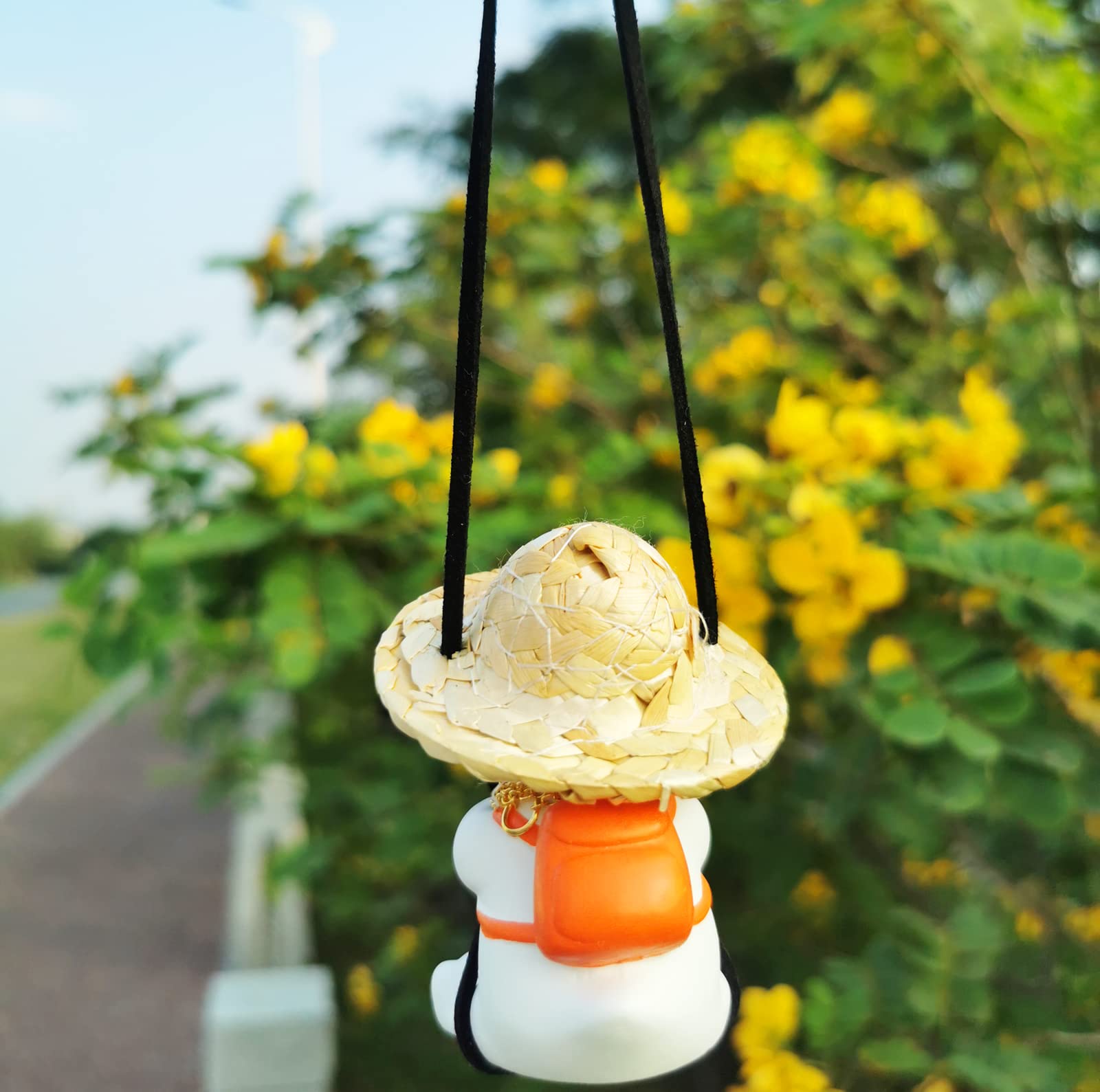 Qiwen Rear View Mirror Hanging Accessories of Swinging Duck Car Hanging Ornament Cute Car Accessories for Teens Men Women Car Mi