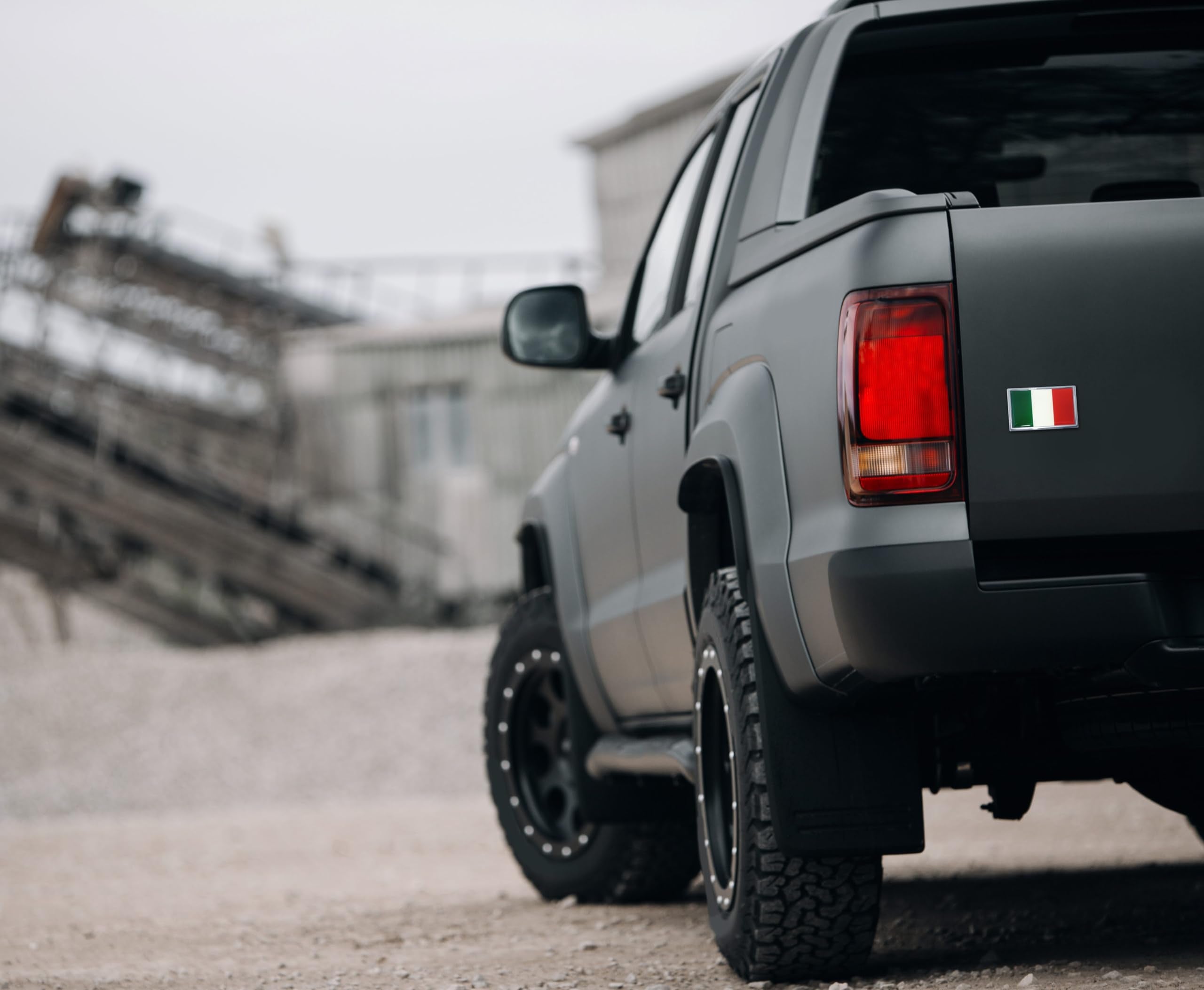 Elektroplate Premium Large Italian Flag All Metal Chrome Emblem For Suvs/Trucks | Universal Fit At 2.7' X 4.2' | Weatherproof