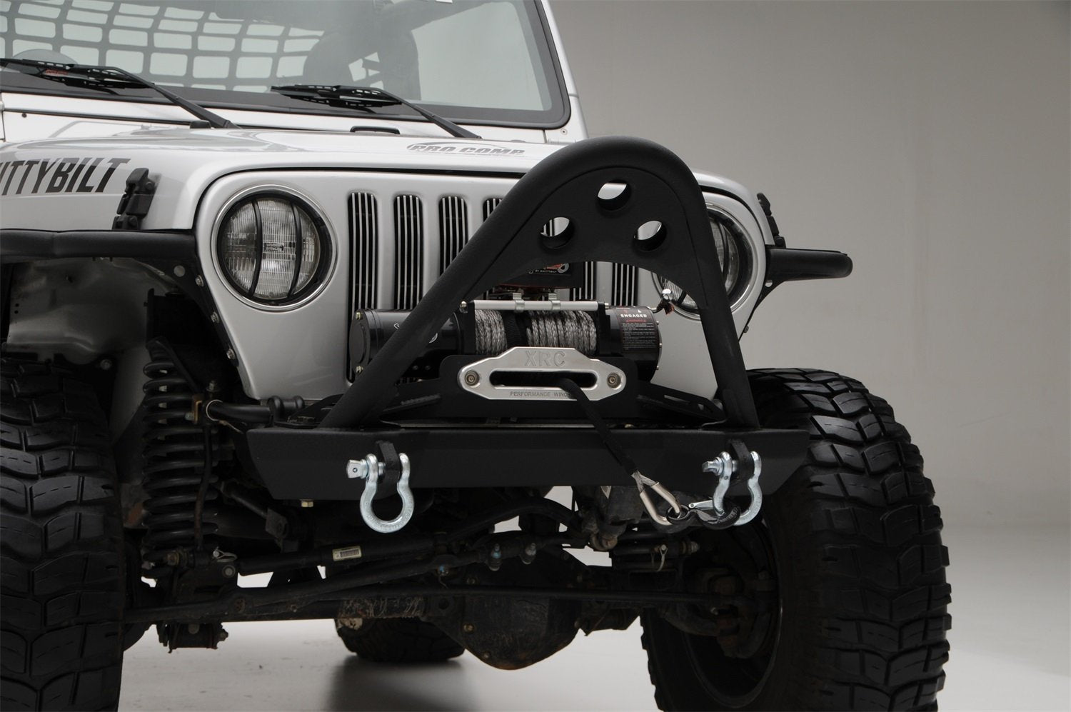 Smittybilt SRC Front Stinger Bumper for Jeep TJ/YJ, Alloy Steel, Black, Model 76521