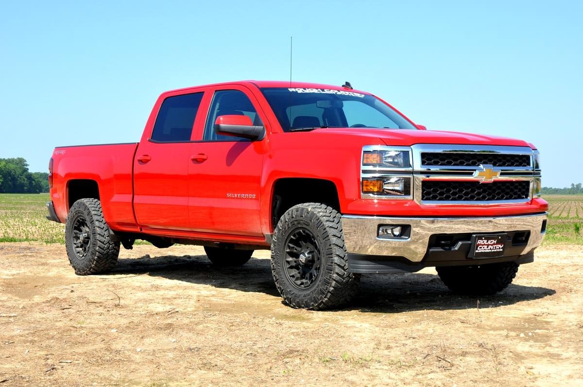 Rough Country 2' Red Aluminum Leveling Kit For 07-18 Chevy/Gmc 1500-1313