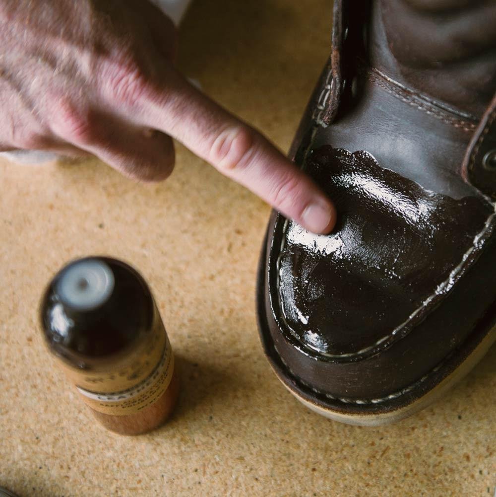 Otter Wax Conditioning Leather Oil - 5oz All-Natural Treatment for Furniture, Boots, Car Seats, Jackets, Shoes - Neutral Color