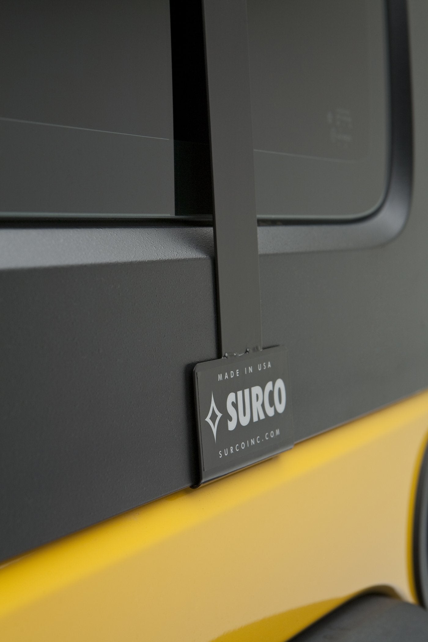 Surco Roof Rack Adapter for Jeep TJ (1997-2006) - Alloy Steel, No Drilling, Black, Model J500