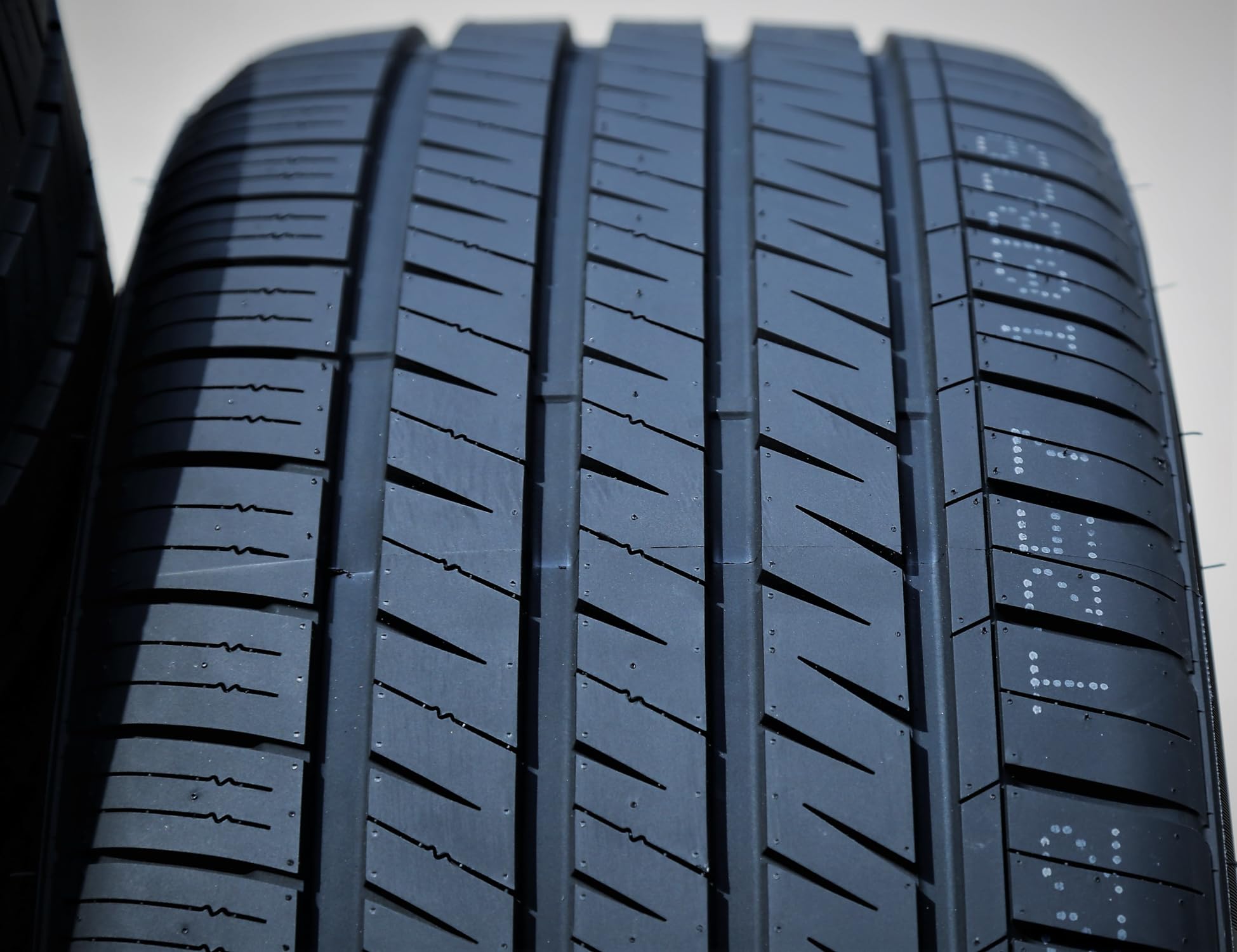 Landspider Citytraxx H/P All-Season Truck/Suv High Performance Radial Tire-255/55R20 255/55Zr20 255/55/20 255/55-20 110W Load Ra