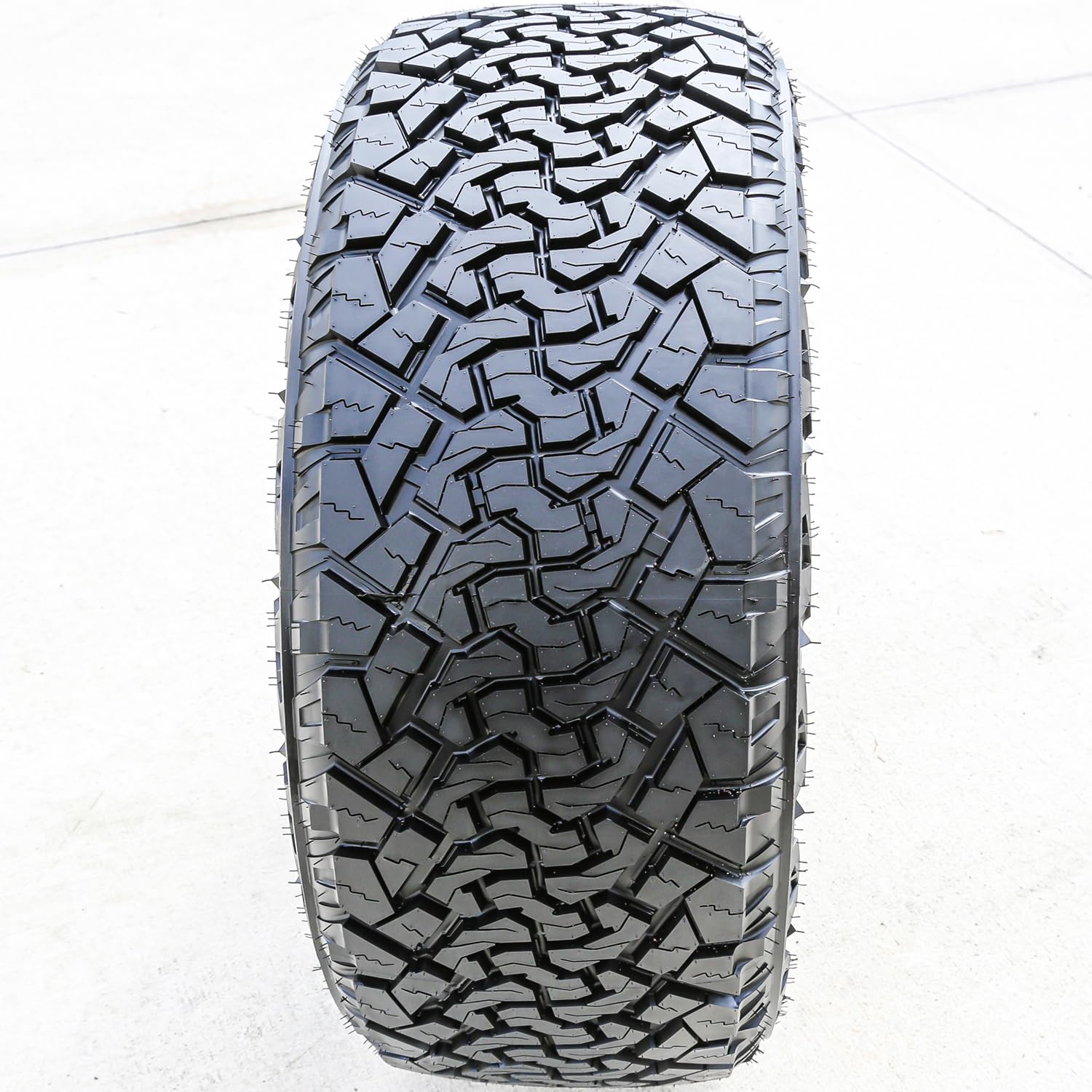 Venom Power Terra Hunter X/T All-Terrain Tire - 35X13.50R26, Load Range E, 10-Ply, Black Side Wall