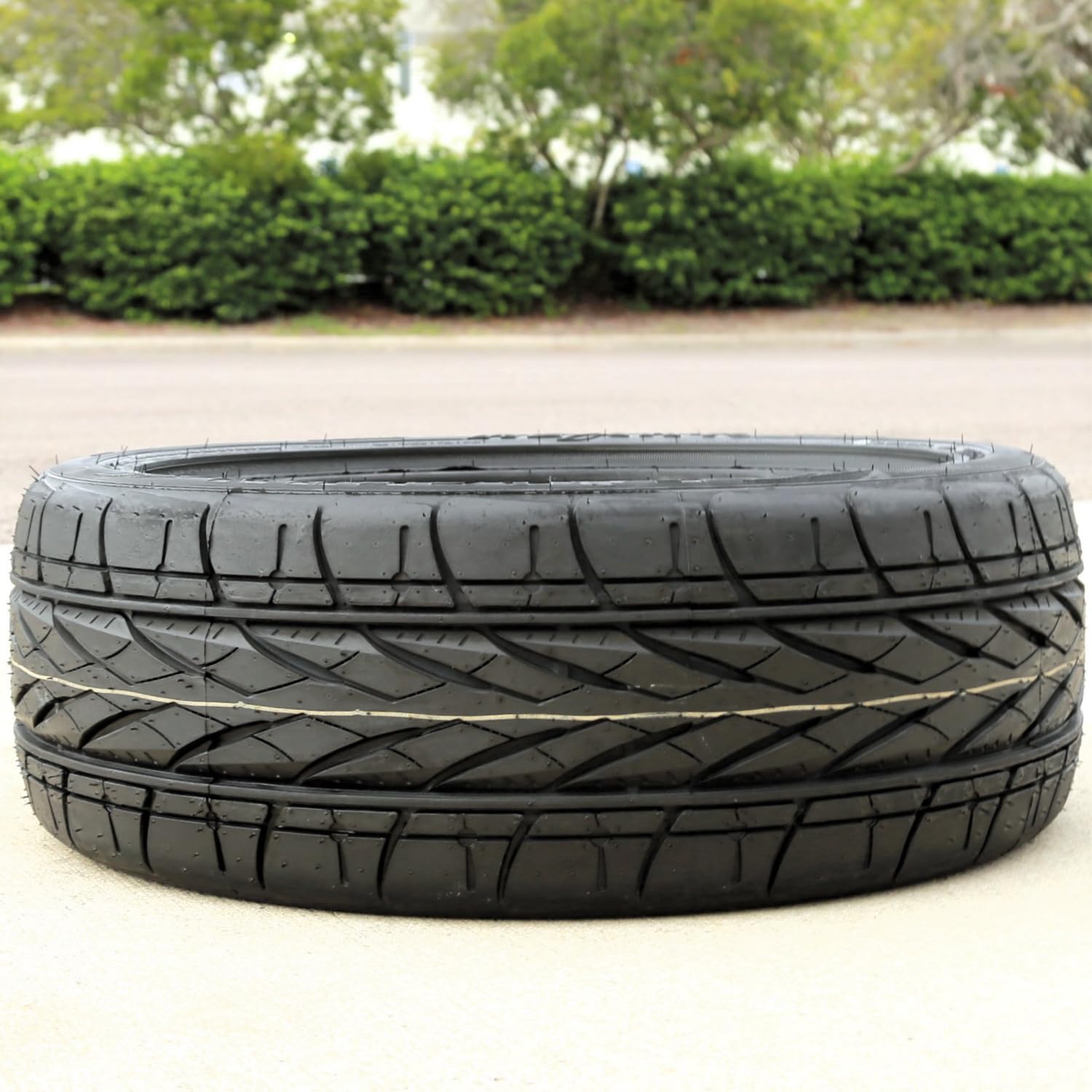1 X New Forceum Hexa-R 225/50Zr17 98Wr Ultra High Performance Tires
