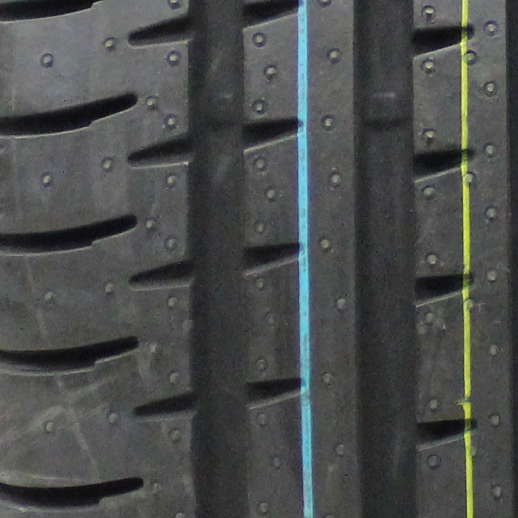 Accelera 255/40 Zr20 101Y Xl Phi (T)