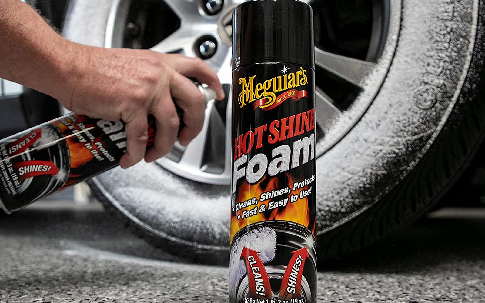 Meguiar's Hot Shine Tire Foam - High Gloss Tire Cleaner & Protector, 19 Fl Oz, Deep Black Shine, UV Protection, Model MEGUIARS - G13919