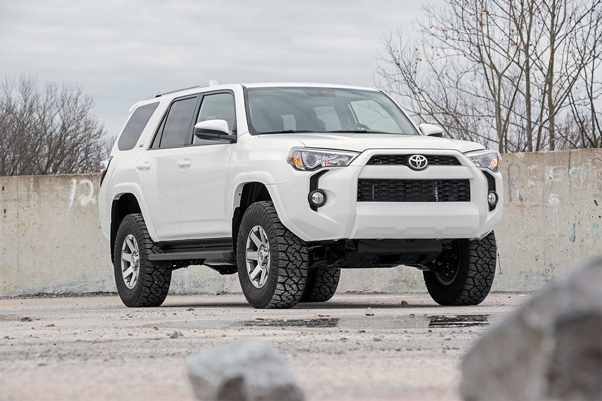 Rough Country 3' Lift Kit W/N3 Struts & Coils For 03-09 4Runner/07-14 Fj - 76031
