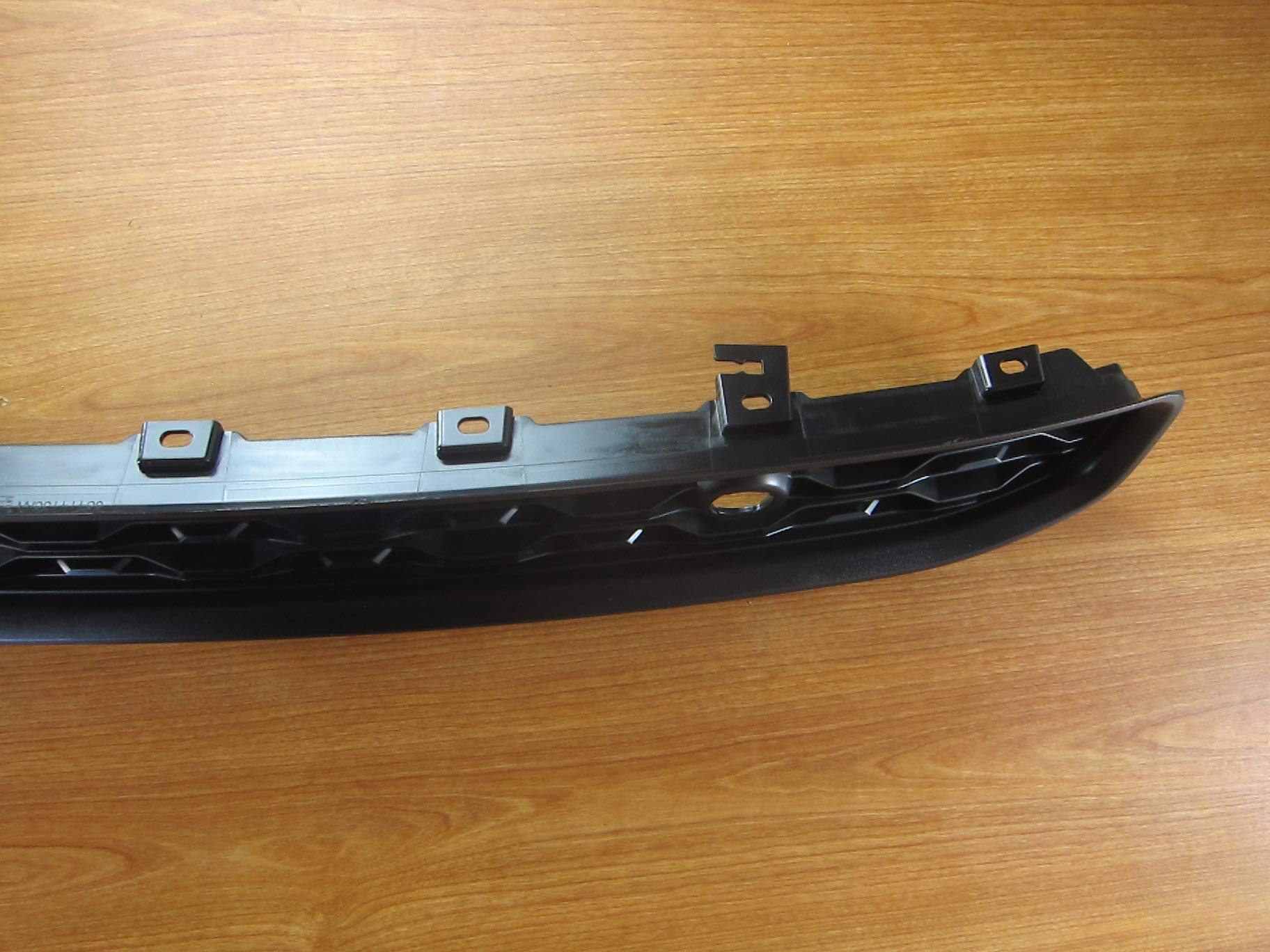 Ram 1500 Dt (New Body Style) Front Bumper Lower Grille New Mopar Oem