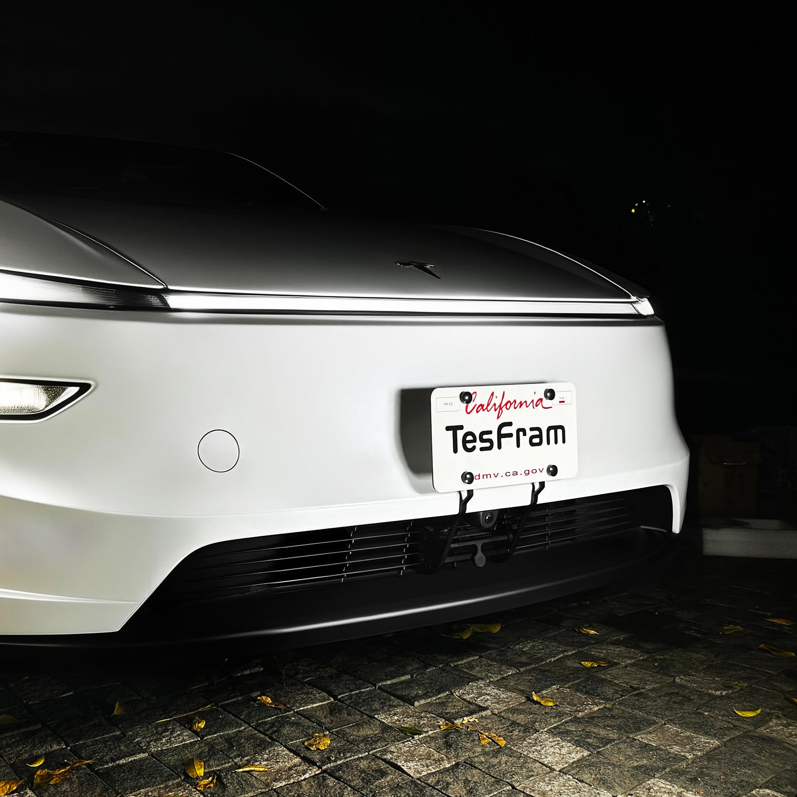 2026 Tesla New Model Y Juniper Front License Plate Holder - No Block Camera Visibility & Lockable & No Drill License Plate Mount