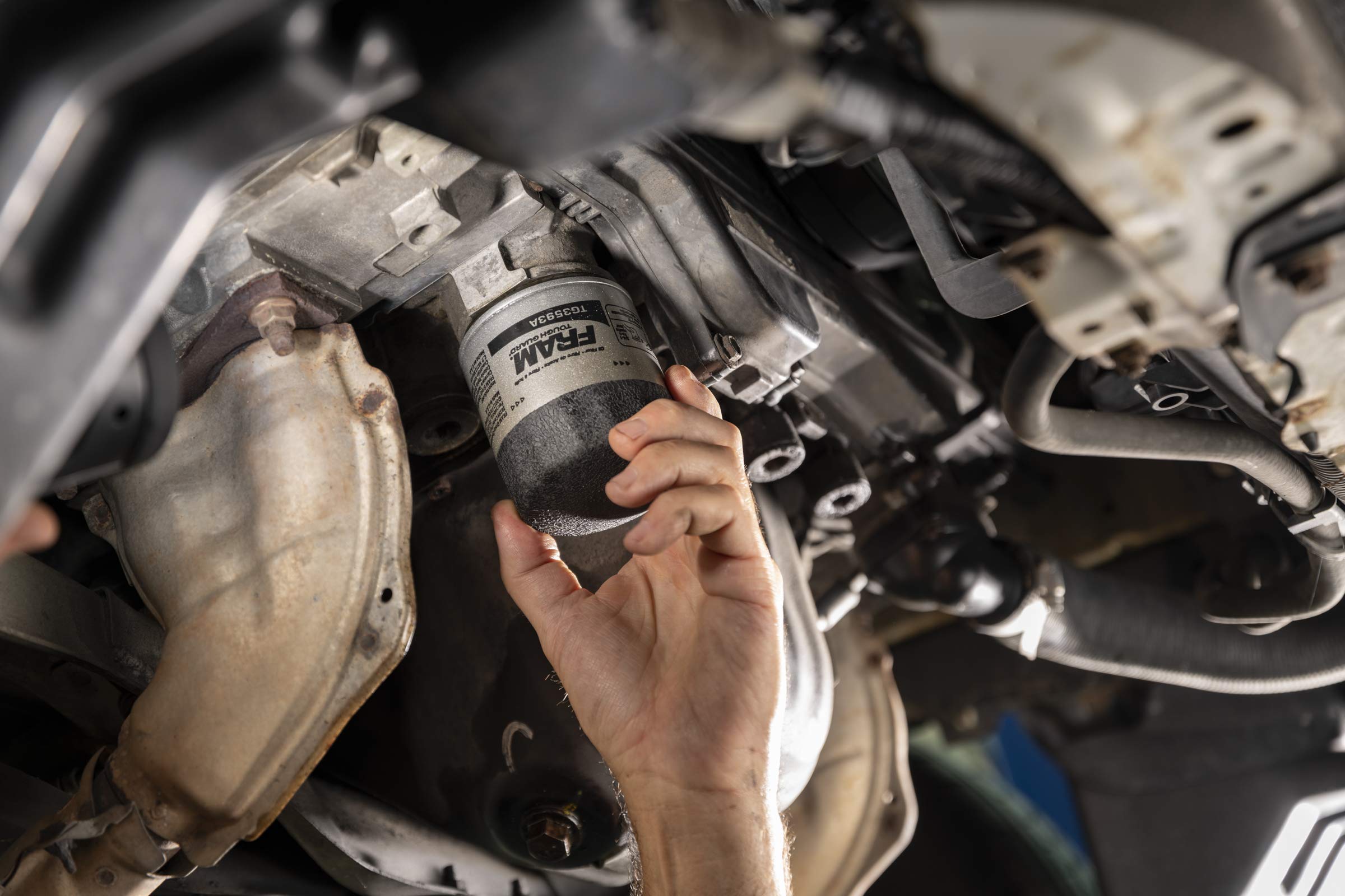Fram Tough Guard Replacement Oil Filter Tg10060, Designed For Interval Full-Flow Changes Lasting Up To 15K Miles