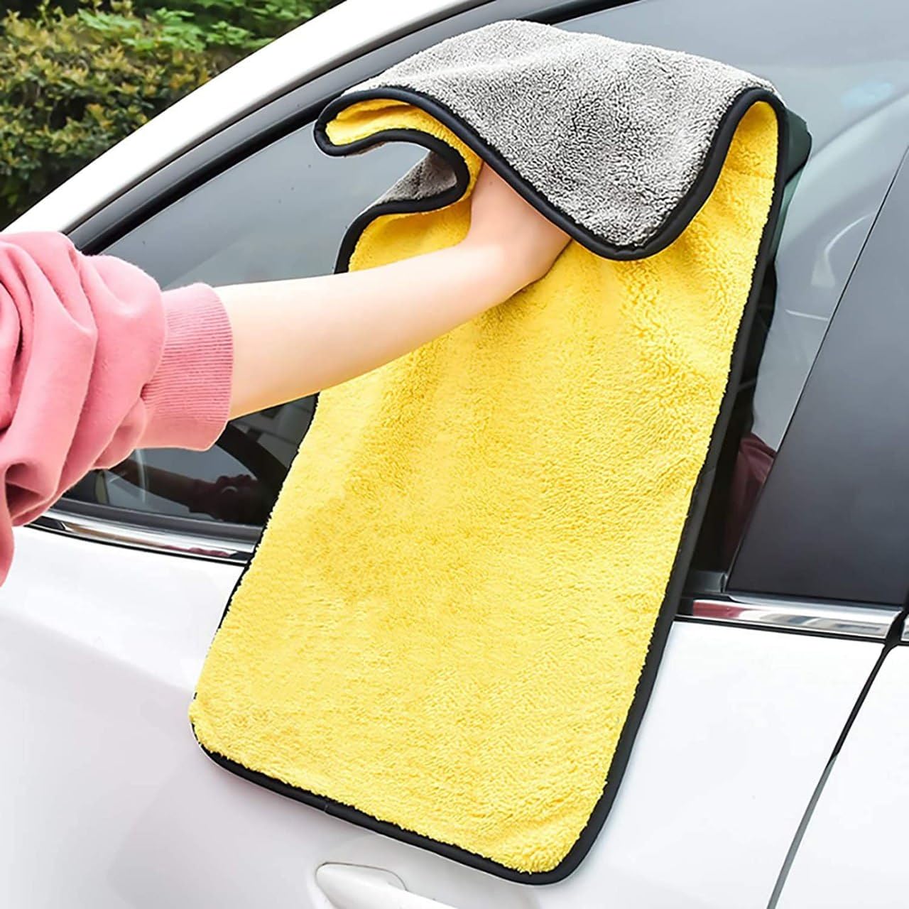 FEDDE Microfibre Car Cloth 4 Pcs Thick Plush Lint & StreakFree Multipurpose DoubleSided Cloths Automotive Towels for Car Bike 