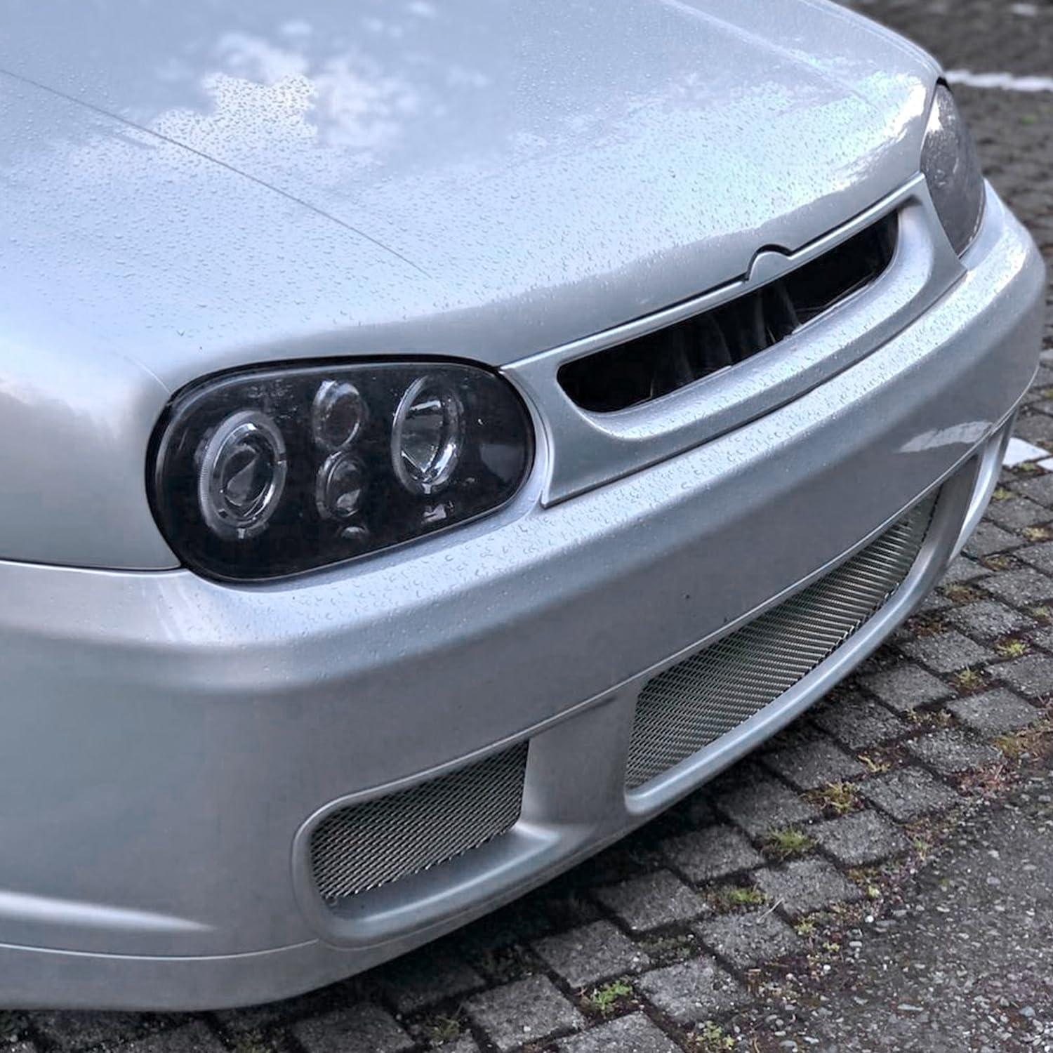 SPEC-D TUNING Dual Halo Projector Headlights for 1999-2006 VW Golf/GTI, Black Housing, Smoke Lens, Model LHP-GLF99G-TM