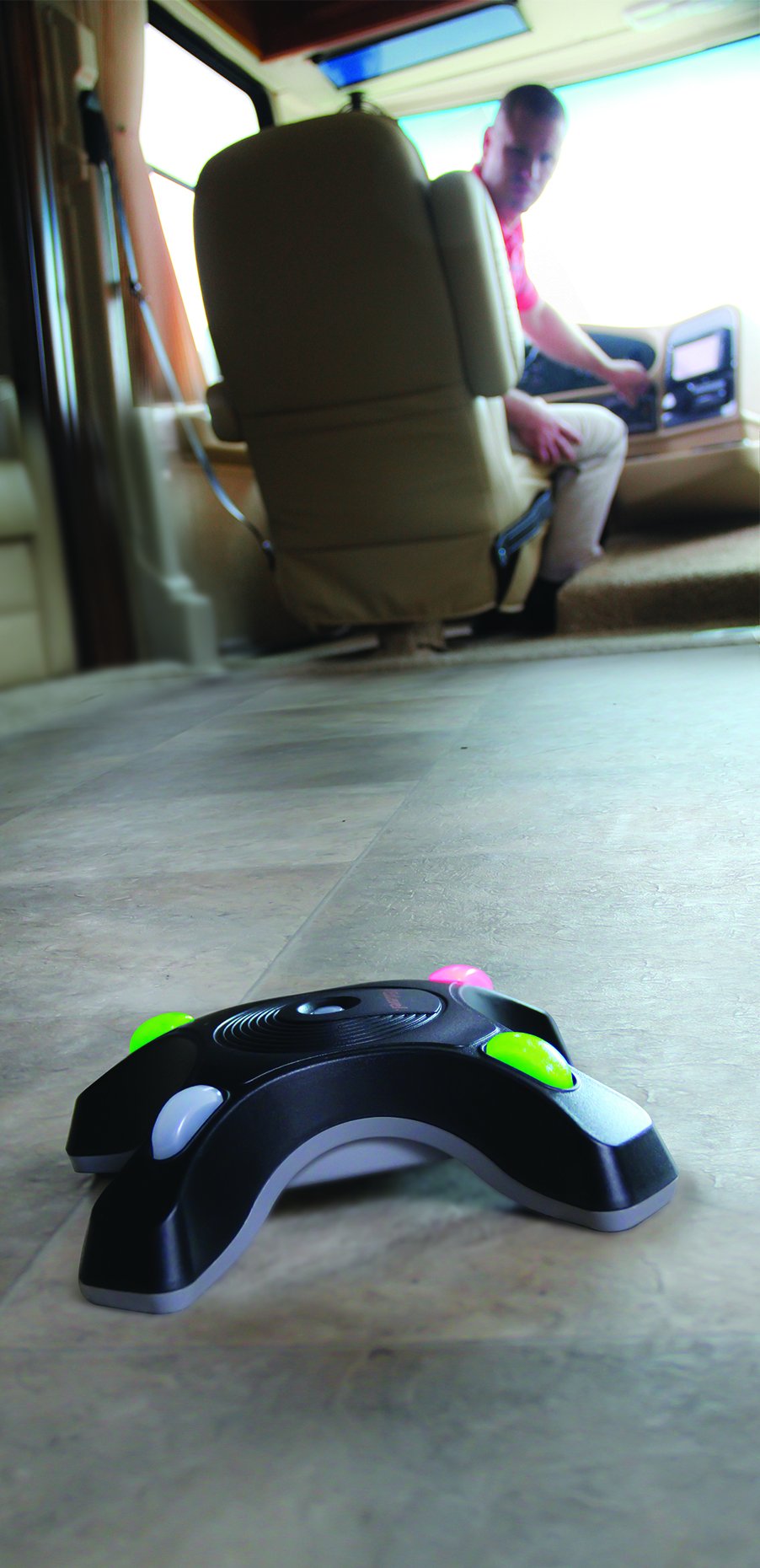 Camco Camper Ez Level - Rv Leveling System - Features Illuminated Indicator Lights & Automatic Shut-Off Function When Not In-Use
