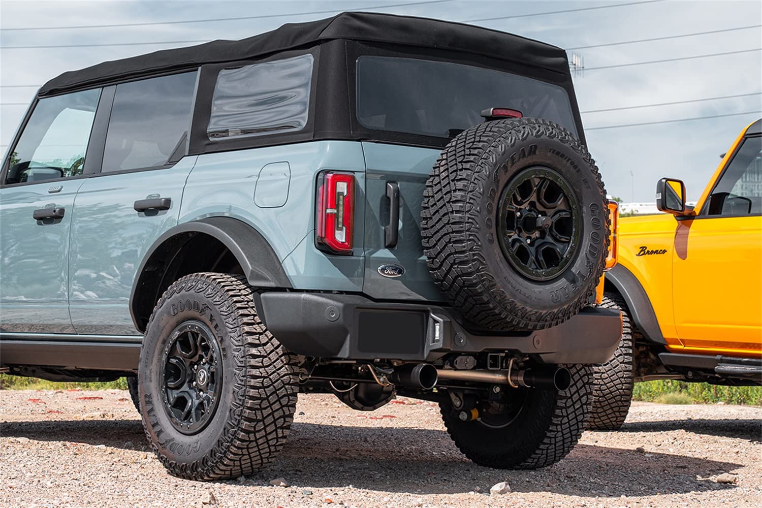 Corsa - 21-22 Ford Bronco 2.3L 4-Door 2.75In Cat-Back Dual Rear Exhaust W/4In Straight-Cut Polish Tips (21206)