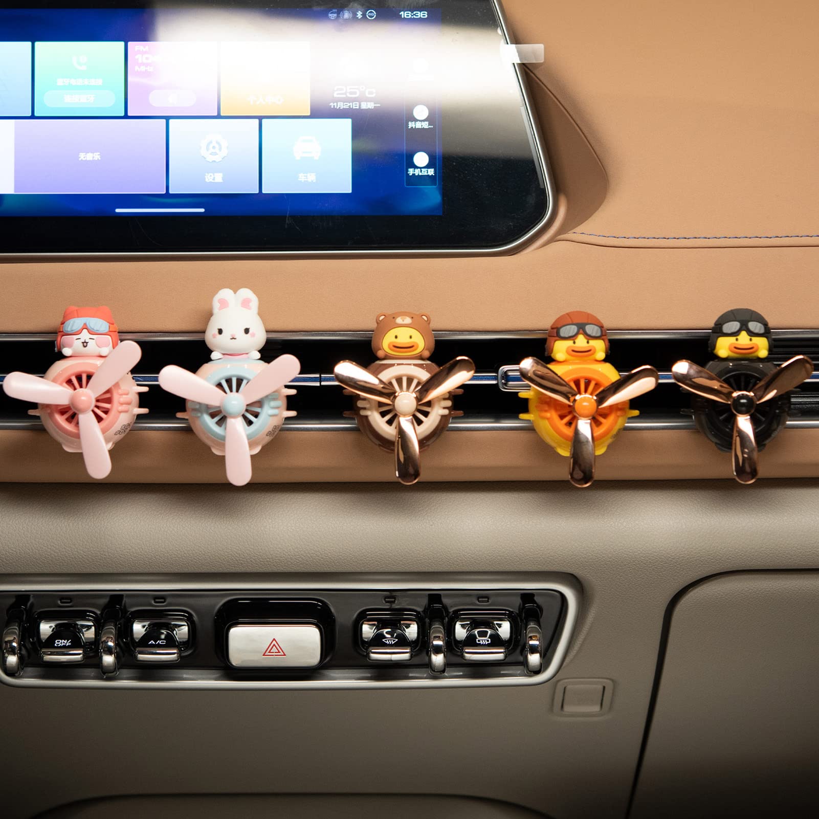 Car Air Fresheners Cute Pilot Cat Car Diffuser Rotating Propeller Cartoon Automotive Air Outlet Fan Creative Car Perfume Decorat