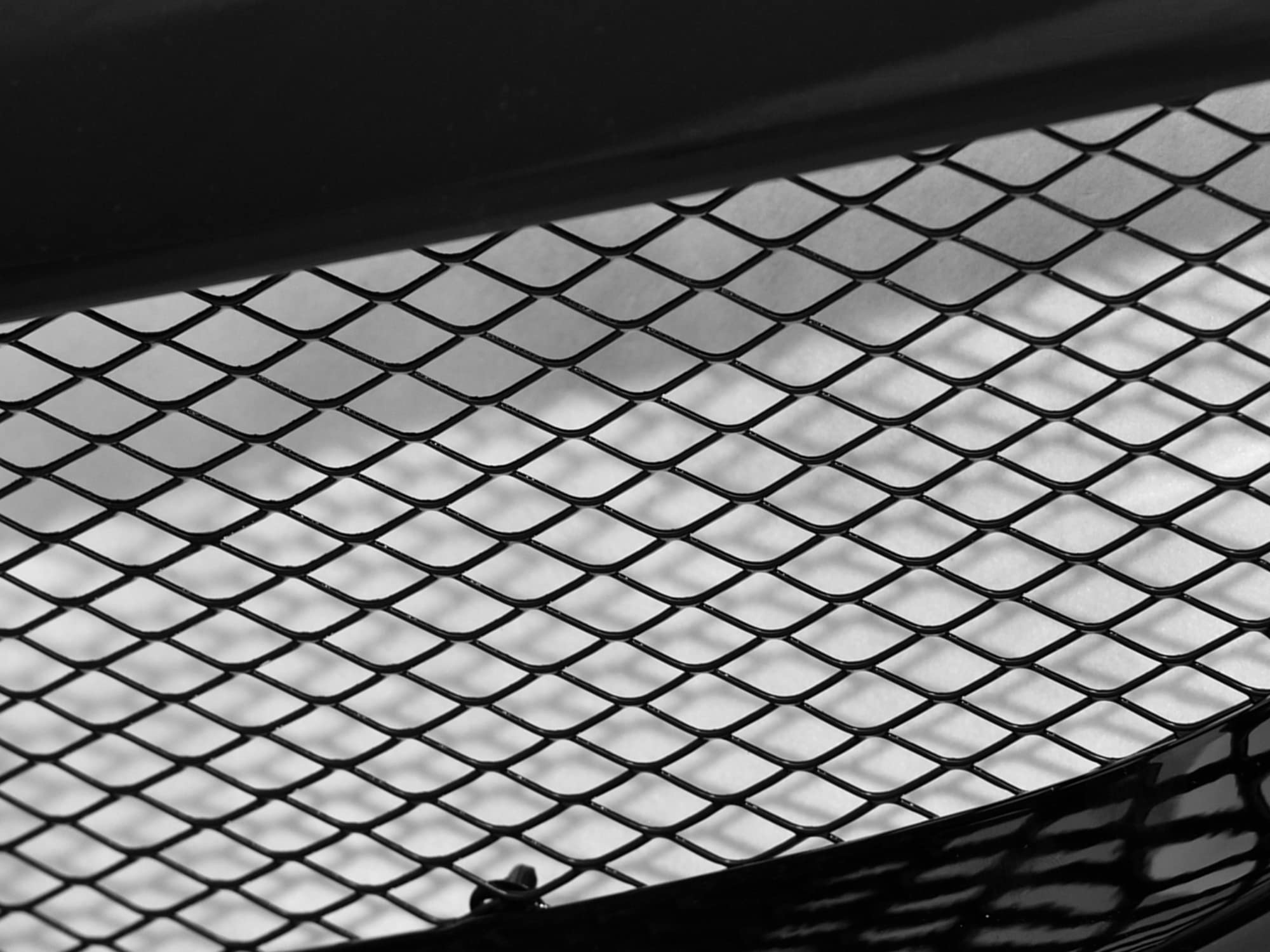Armordillo 2004-2006 Mazda Mazda3 Sedan Mesh Grille Gloss Black