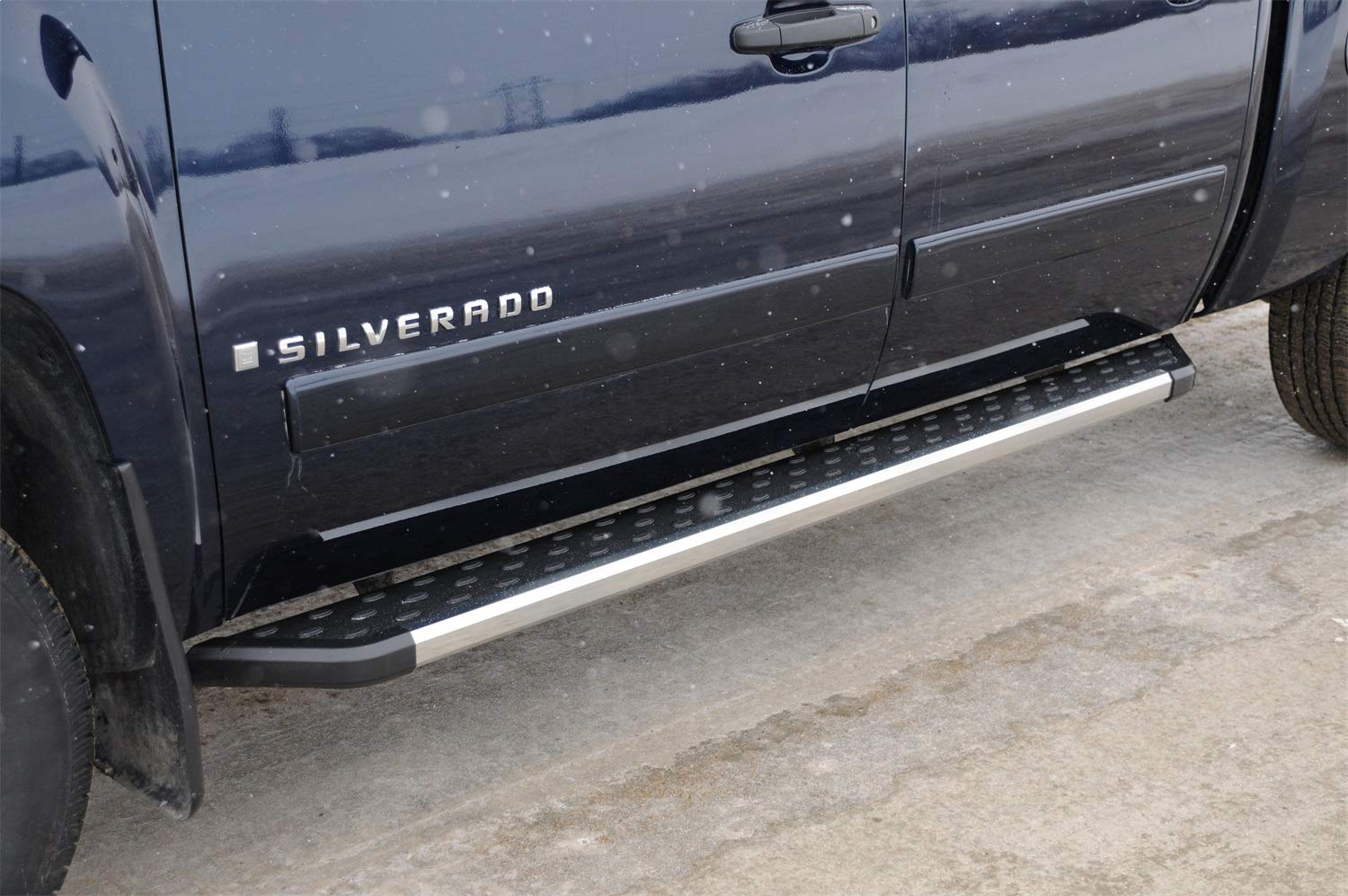 Dee Zee Dz16322 Black | Chrome Running Boards
