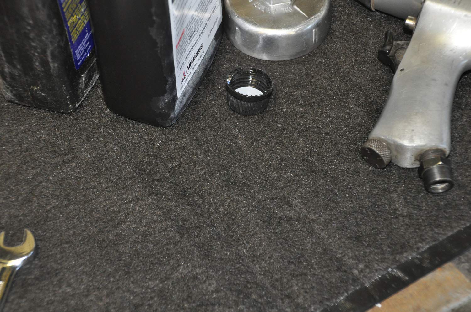 Design Engineering 010752 29 X 48 Protective Absorbent Oil Rug