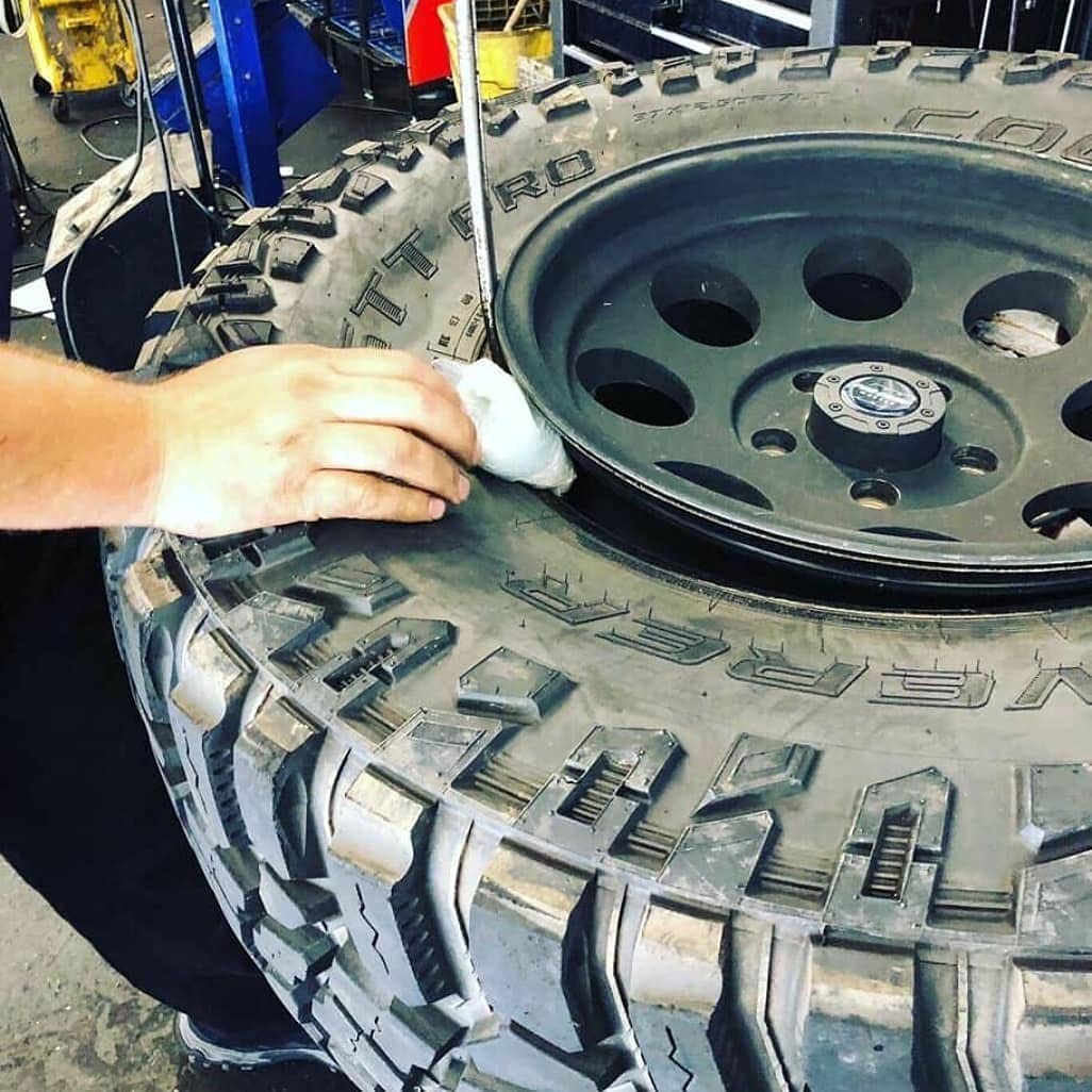 Eco Balance 08-Ecoxl4 Eco Xl Extreme Condition Tire/Wheel Balancing Beads - Off-Road Vehicles, Light Duty Truck Tires, (4) 8Oz B