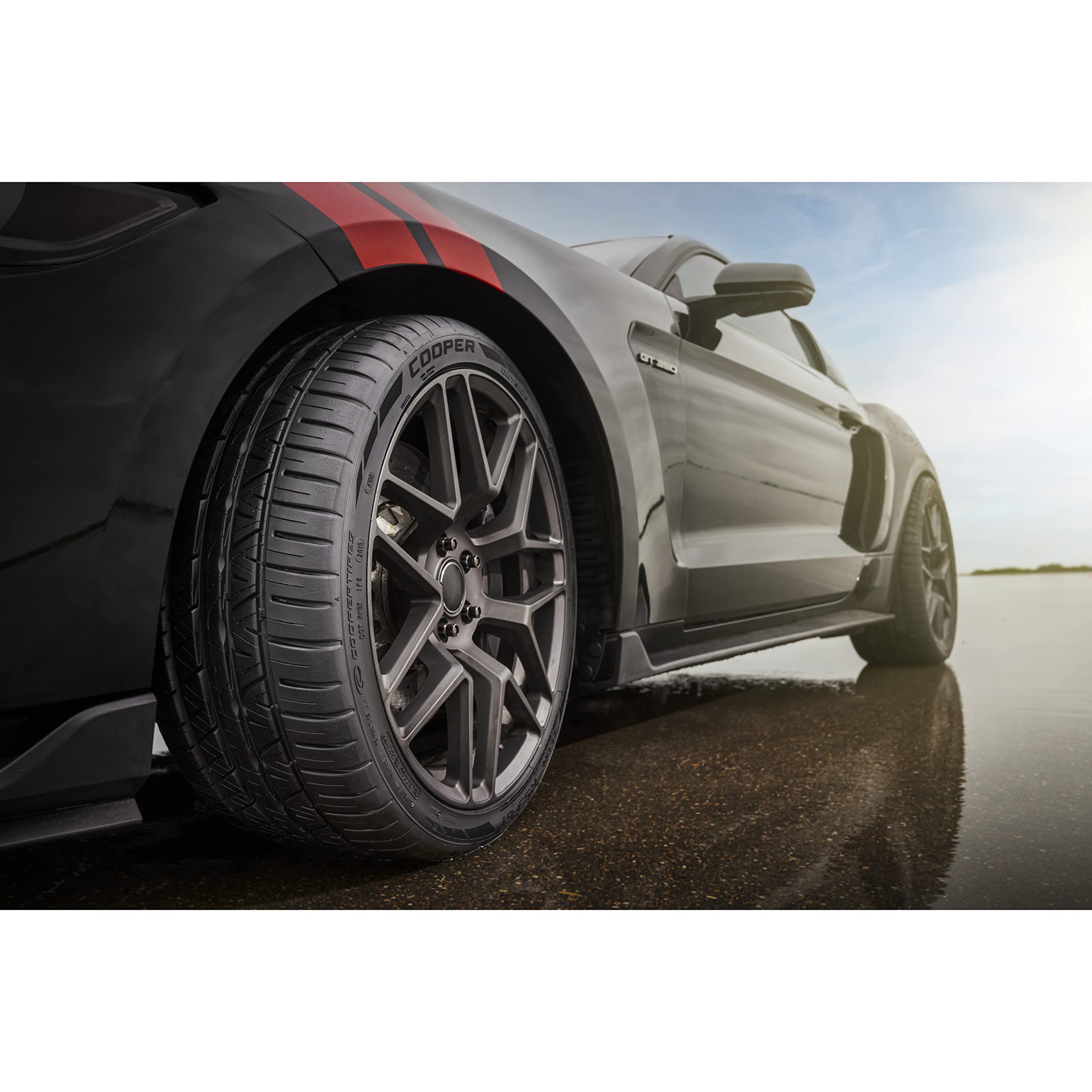 Cooper Zeon Rs3-G1 All-Season 205/55R16 91W Tire