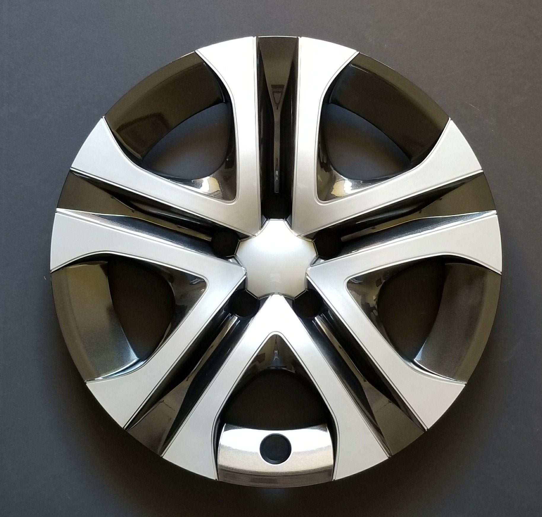 MARROW 17 Inch Wheel Covers Hubcaps Set of 4, 5 Spoke Design, Silver/Black Plastic, Fits 2013-2018 Toyota RAV4