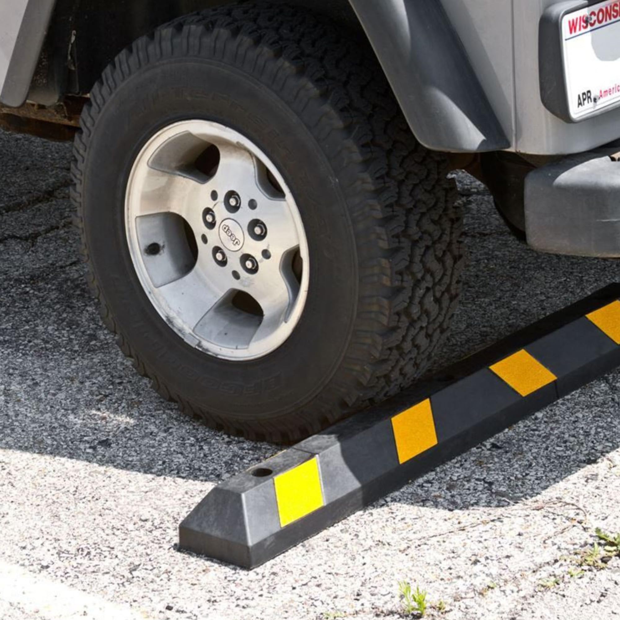 Guardian 4' Rubber Parking Curb With Mounting Holes Hi-Vis Yellow Uv-Resistant For Paved, Gravel Parking Lot 4'' H